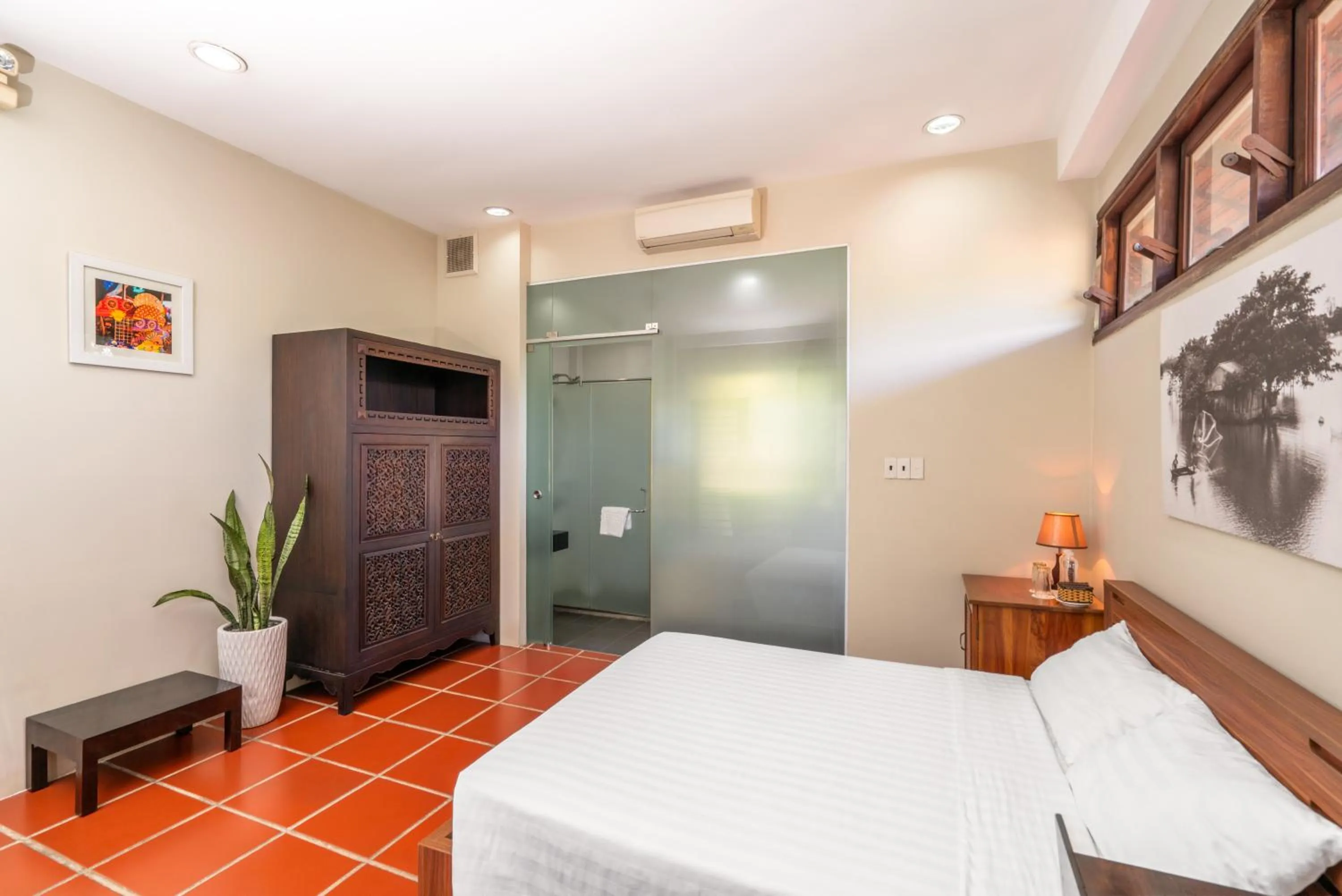 Bed in Mekong Long Thanh Resort & Reststop