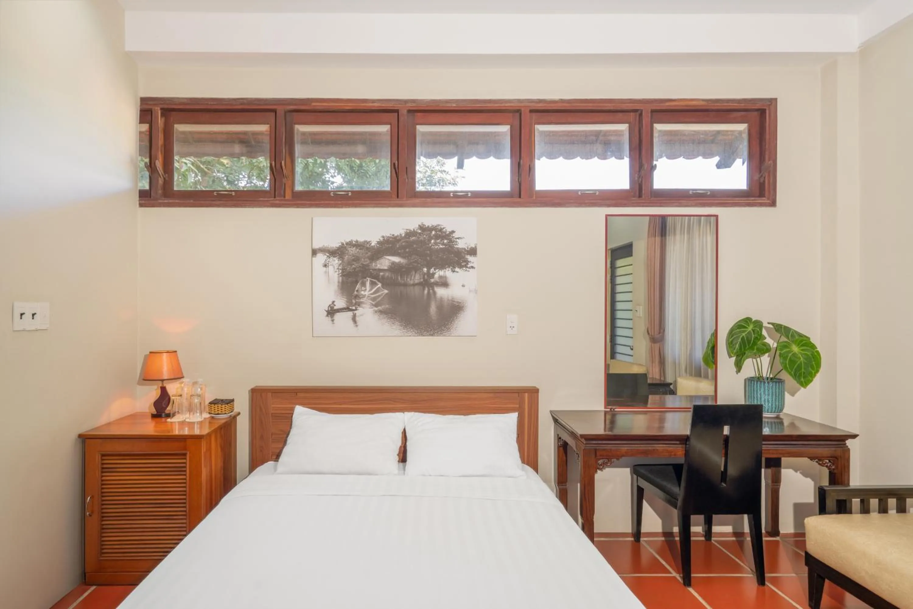 Bed in Mekong Long Thanh Resort & Reststop