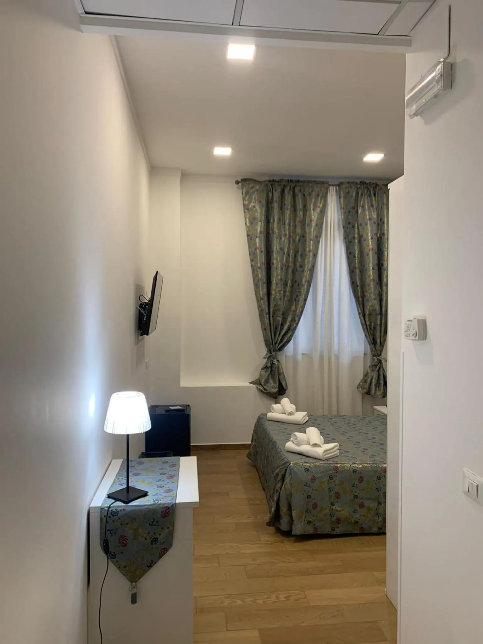 Photo of the whole room, Bed in Hotel Bella Vita