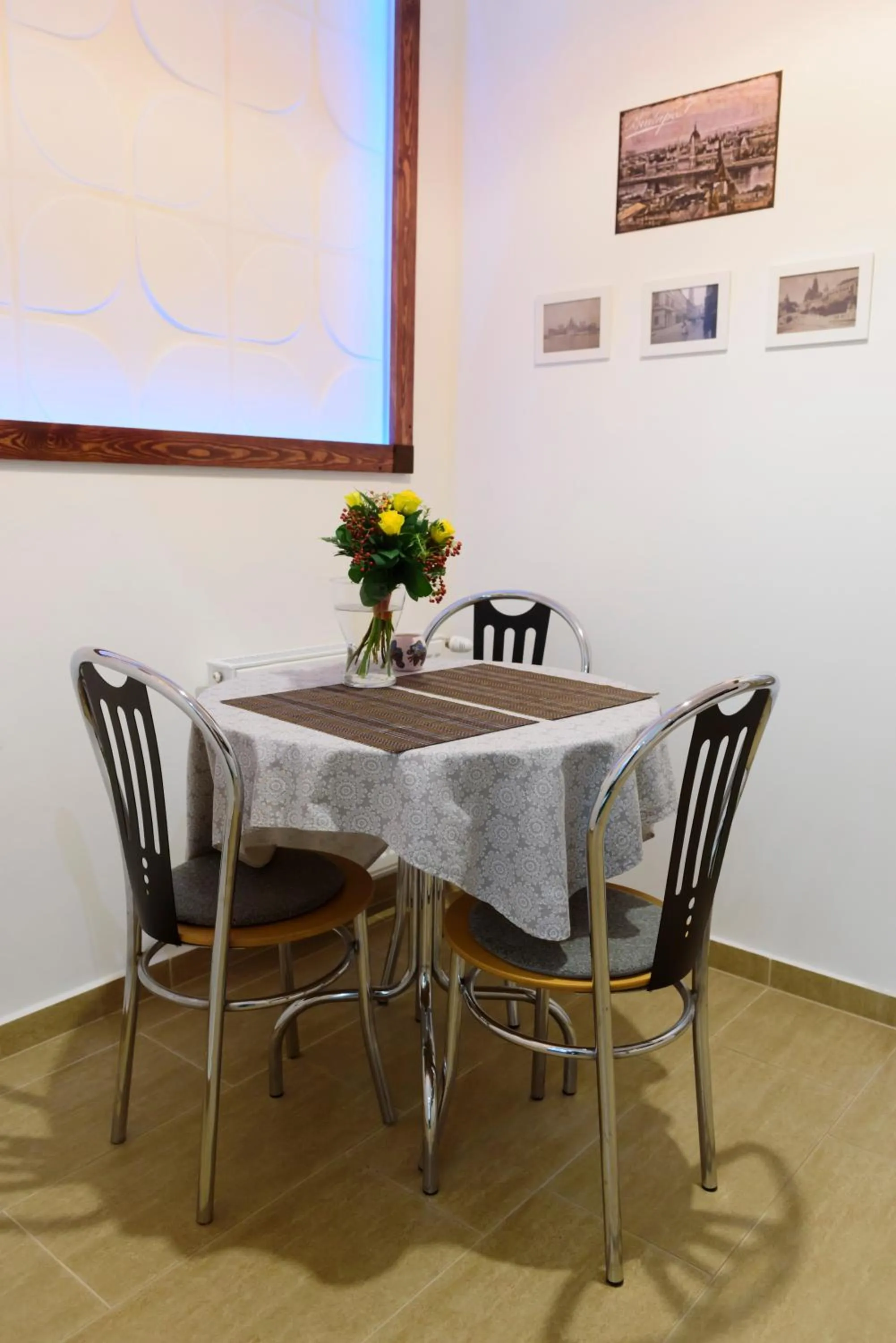 Dining area in Váci Street Downtown Apartments