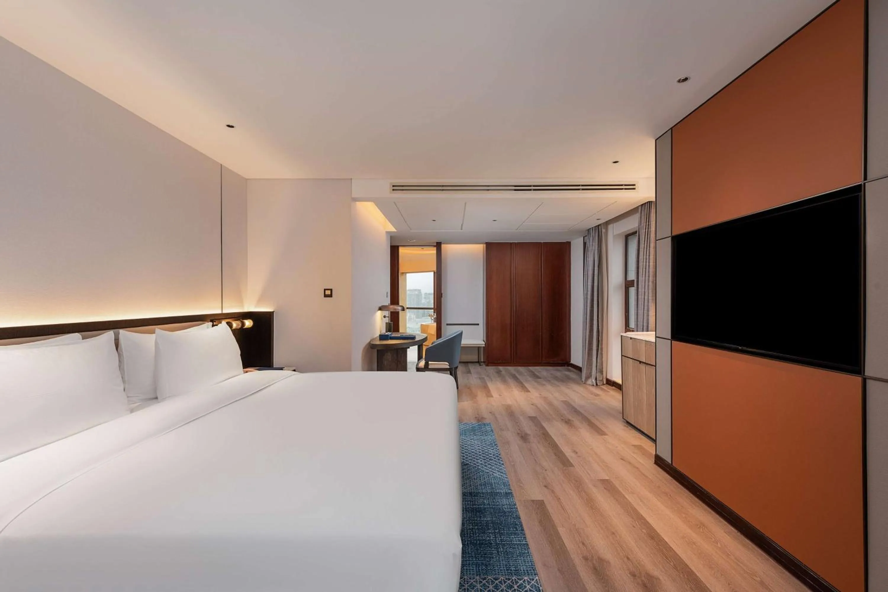 Photo of the whole room, Bed in Wyndham Putian Downtown