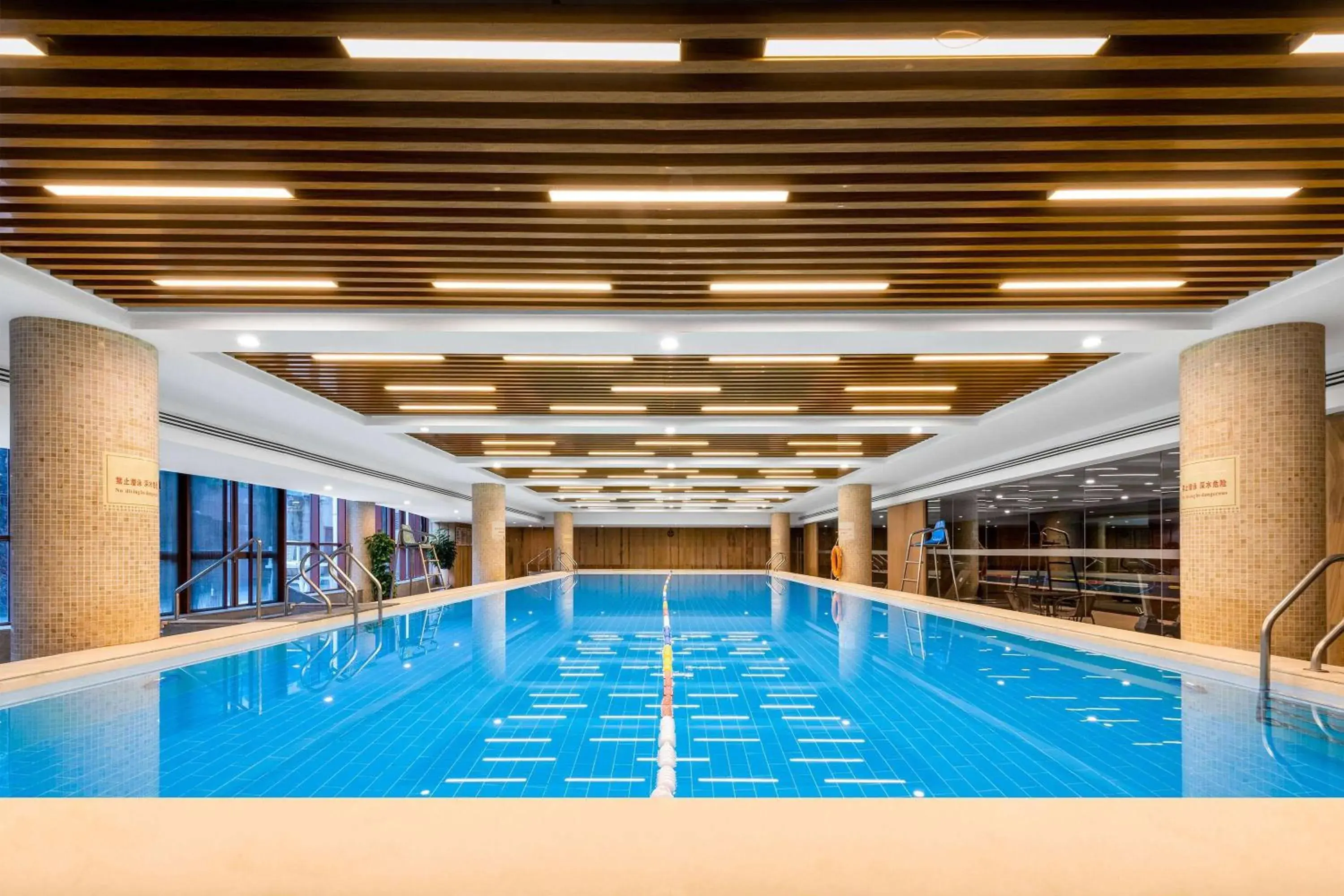 Pool view in Wyndham Putian Downtown Pool view in Wyndham Putian Downtown