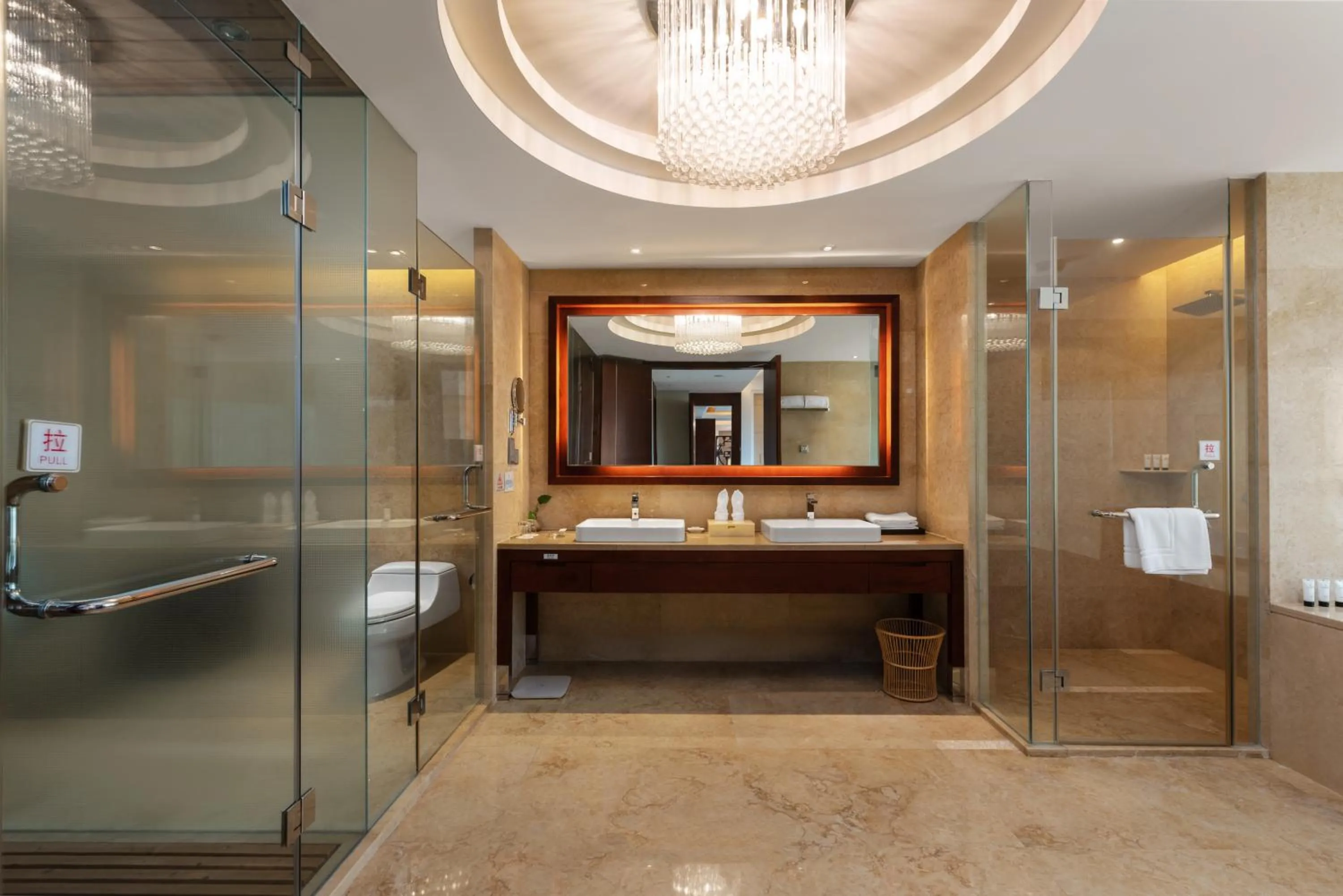 Shower in Wyndham Putian Downtown
