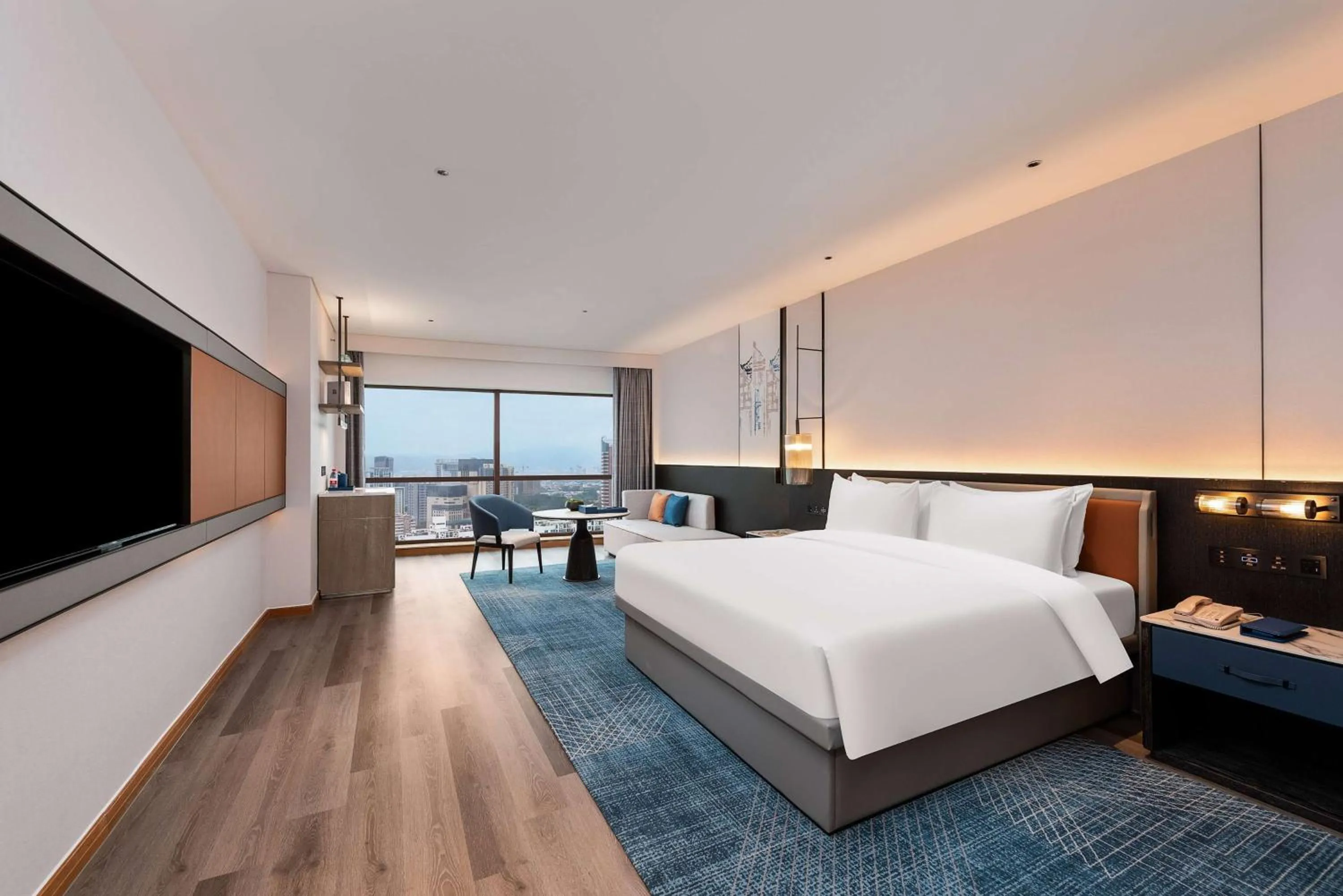Photo of the whole room, Bed in Wyndham Putian Downtown
