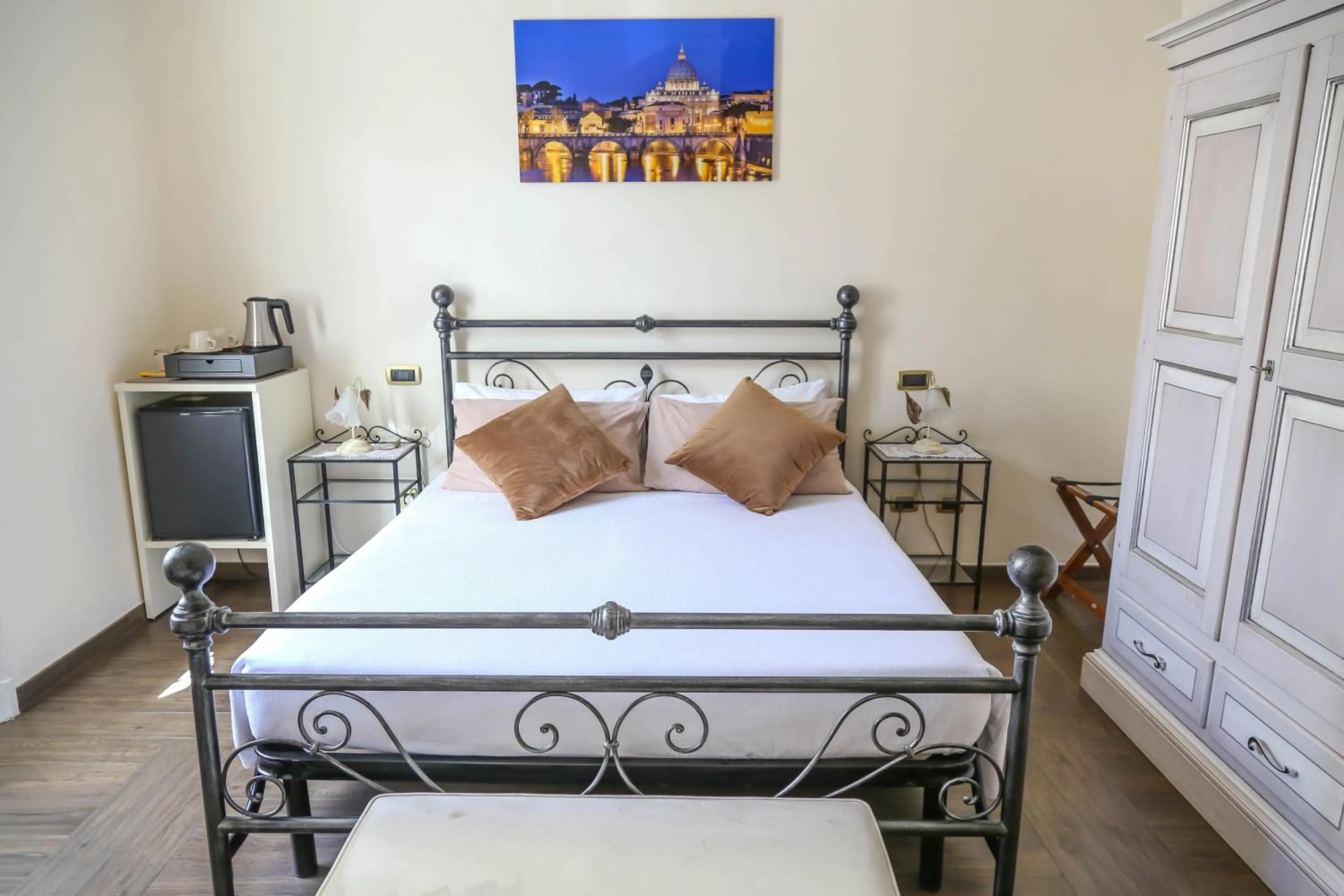 Bedroom, Bed in Villa Matissa