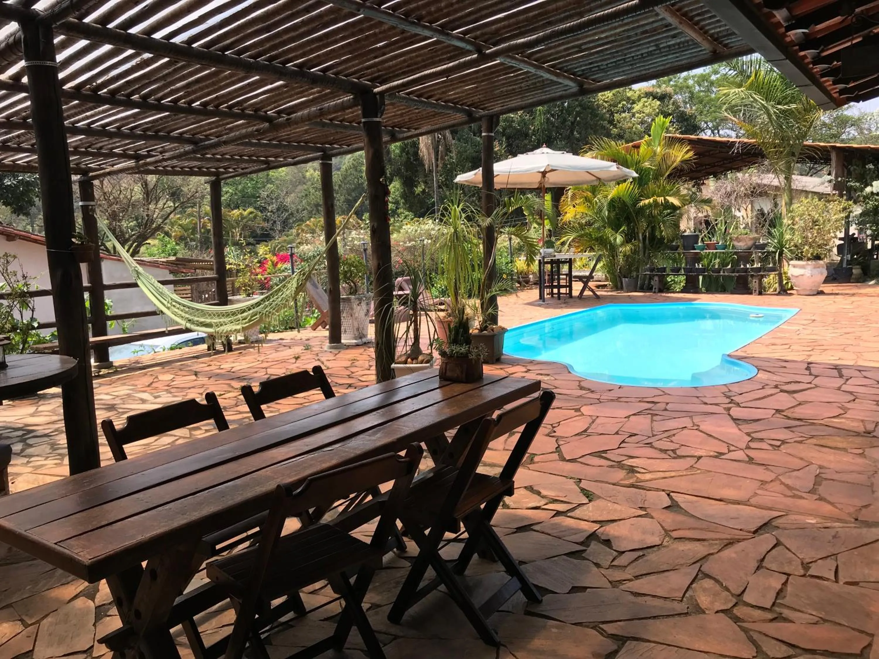 Restaurant/places to eat in Estância das Angolas - Inhotim