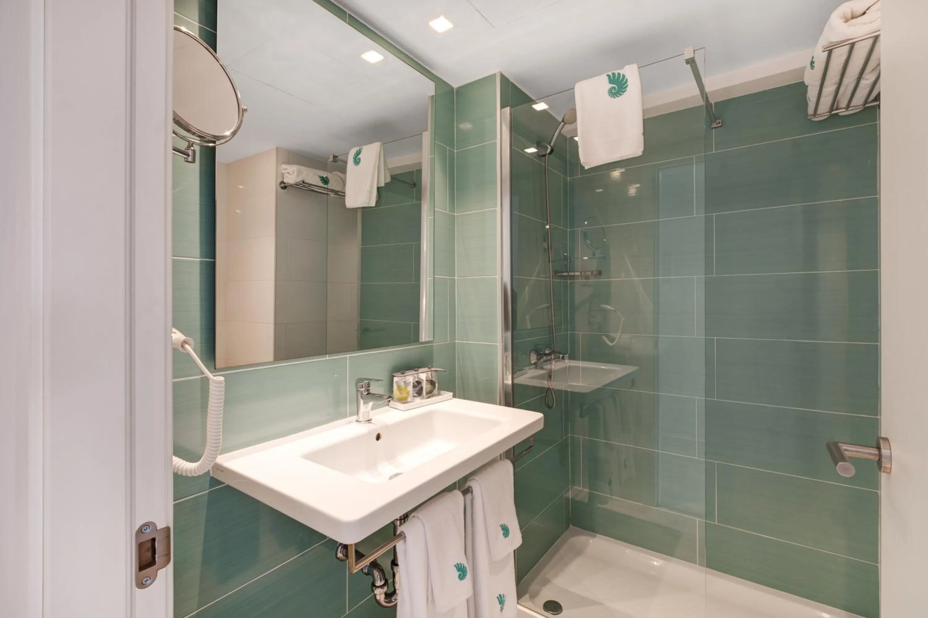 Plaza Santa Ponsa Boutique - Adults Only.