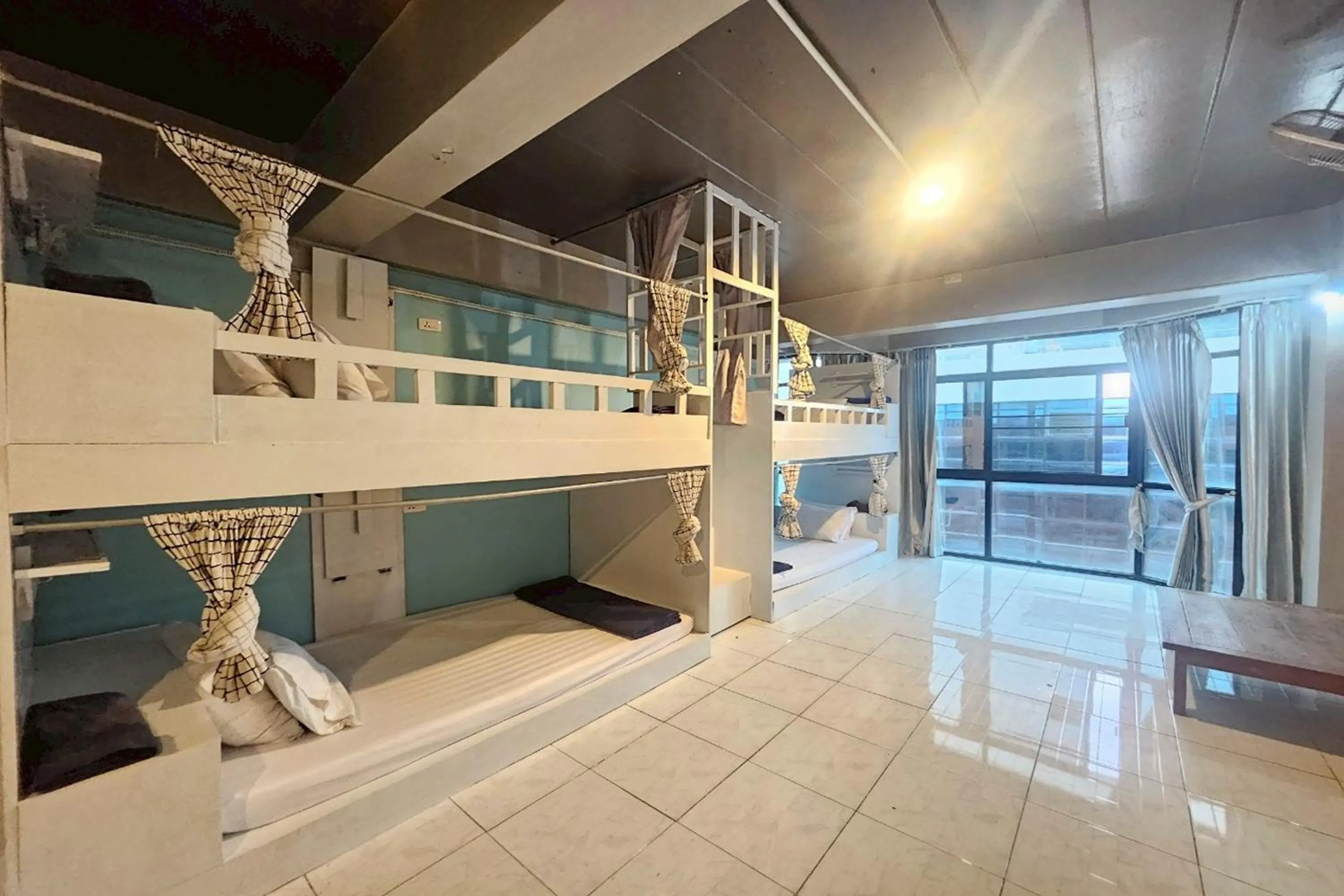 bunk bed in Me U Hostel