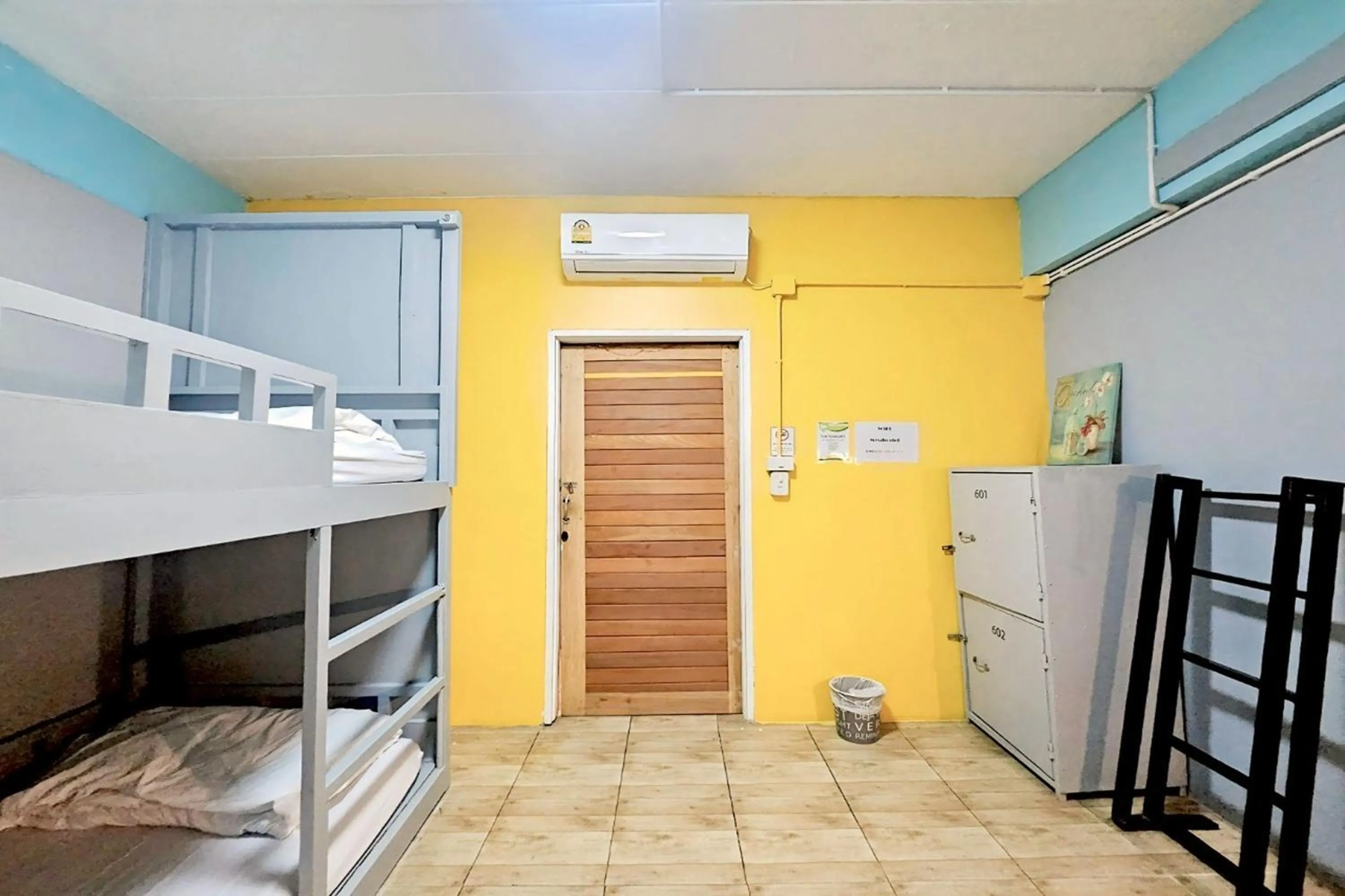 Bedroom, Bed in Me U Hostel