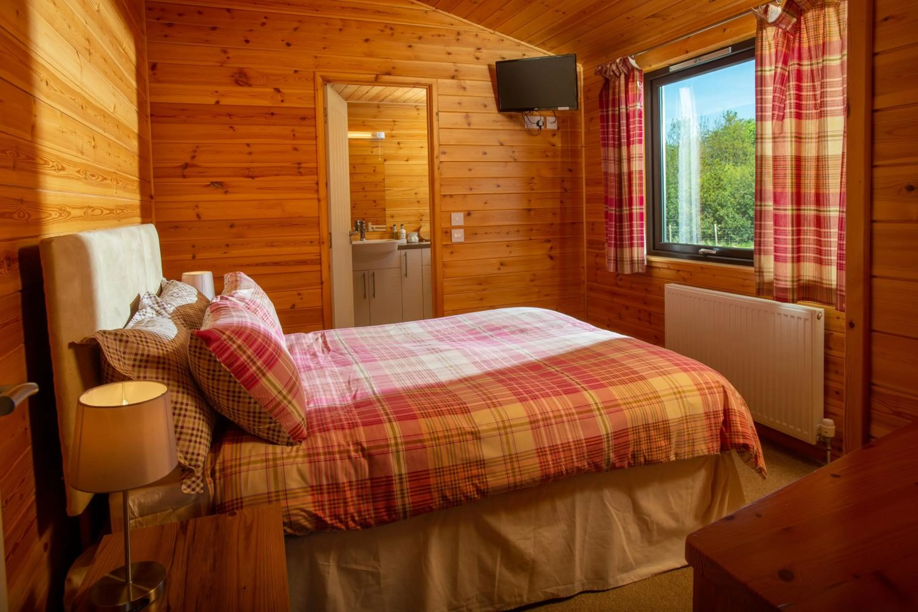 Bedroom, Bed in Linwater Caravan Park - Luxury Lodges and Static Caravans near Edinburgh