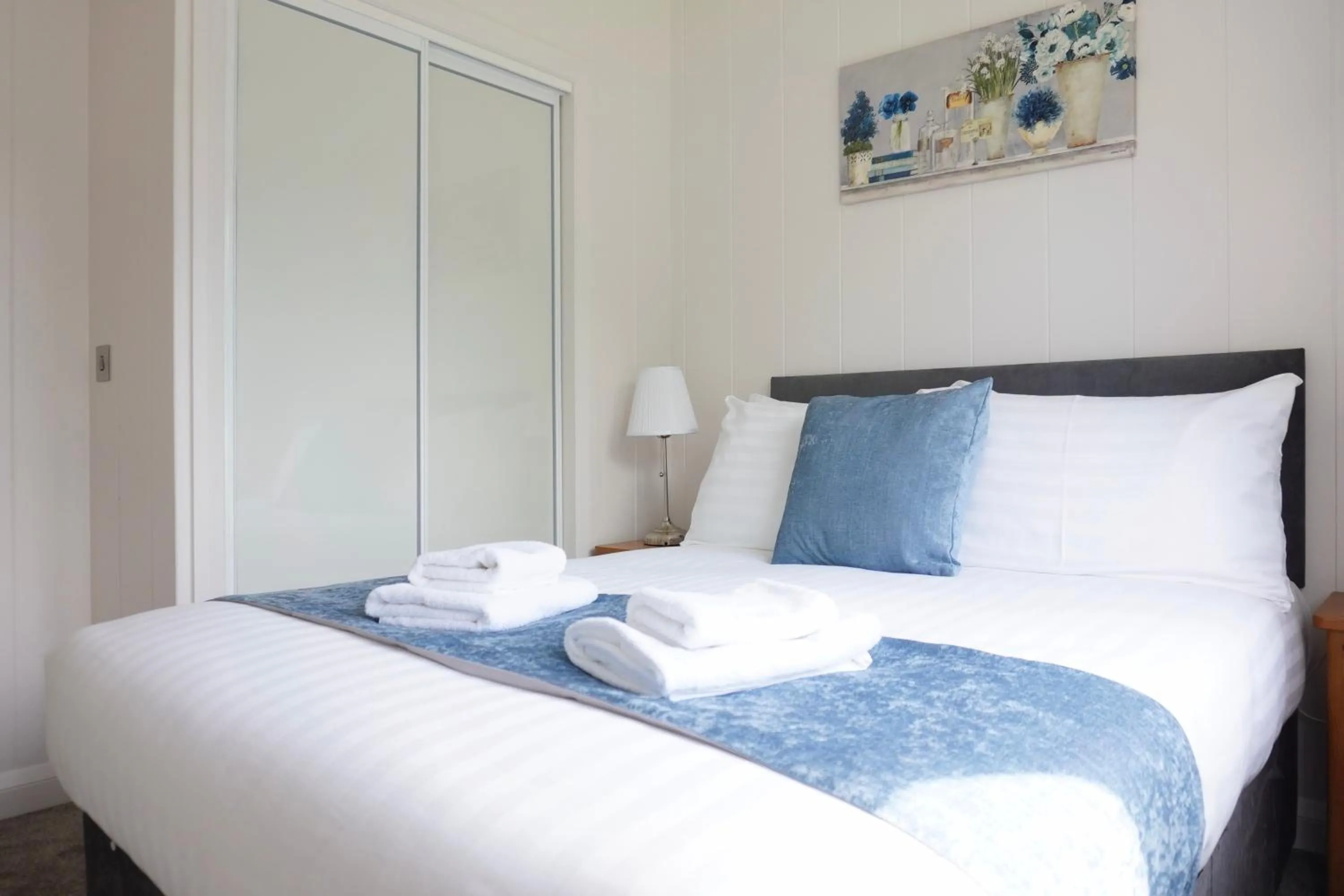 Bed in Linwater Caravan Park - Luxury Lodges and Static Caravans near Edinburgh