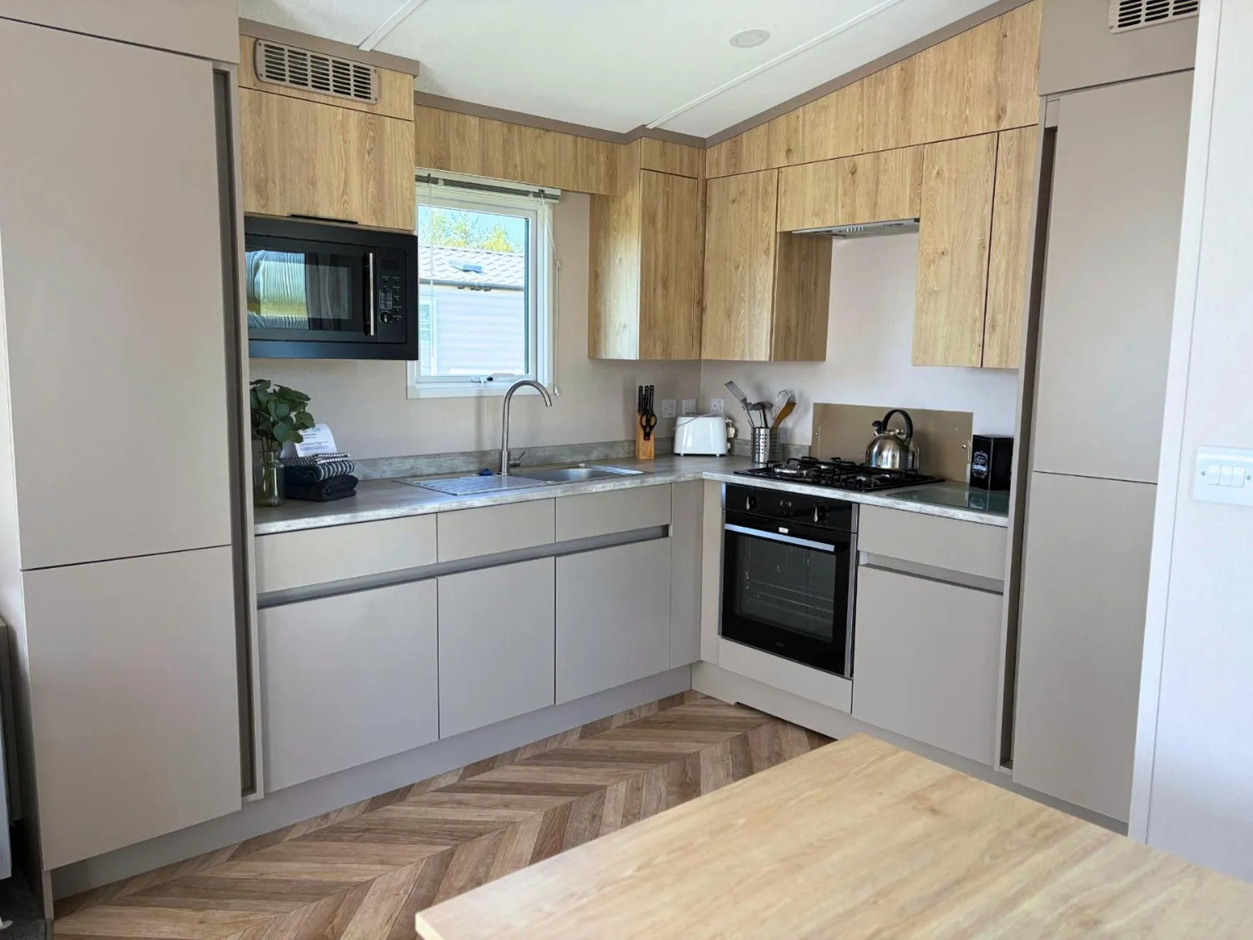 kitchen in Linwater Caravan Park - Luxury Lodges and Static Caravans near Edinburgh