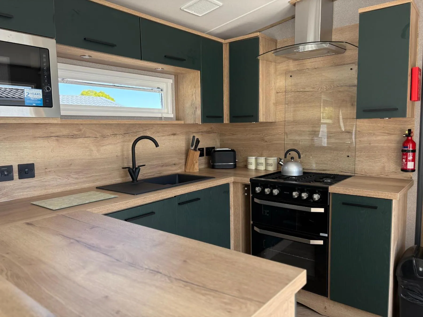 Kitchen or kitchenette in Linwater Caravan Park - Luxury Lodges and Static Caravans near Edinburgh