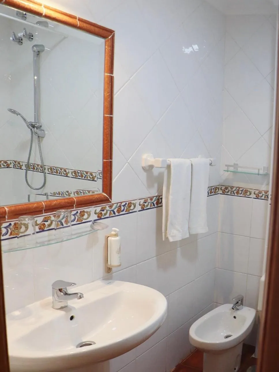 Bathroom in Hotel Pugide