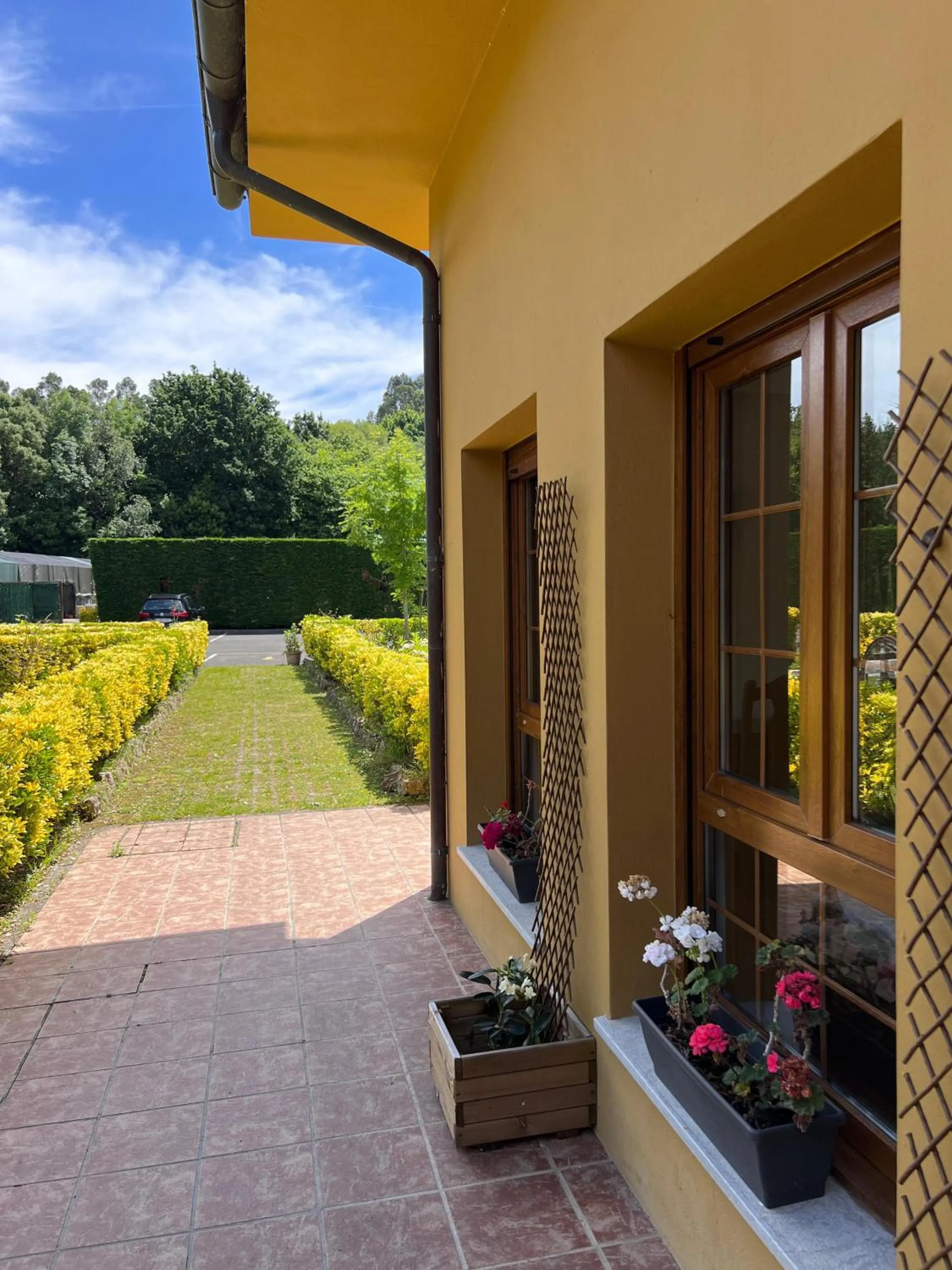 Property building in Hotel Pugide