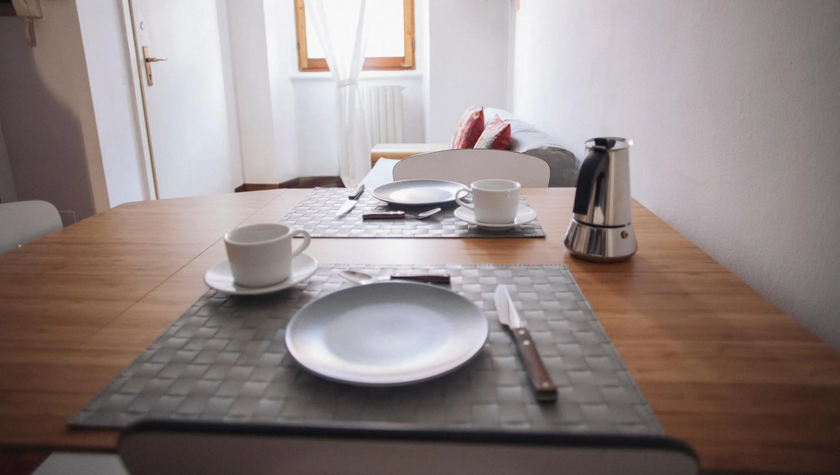Dining area in Italianway-Cesare da Sesto