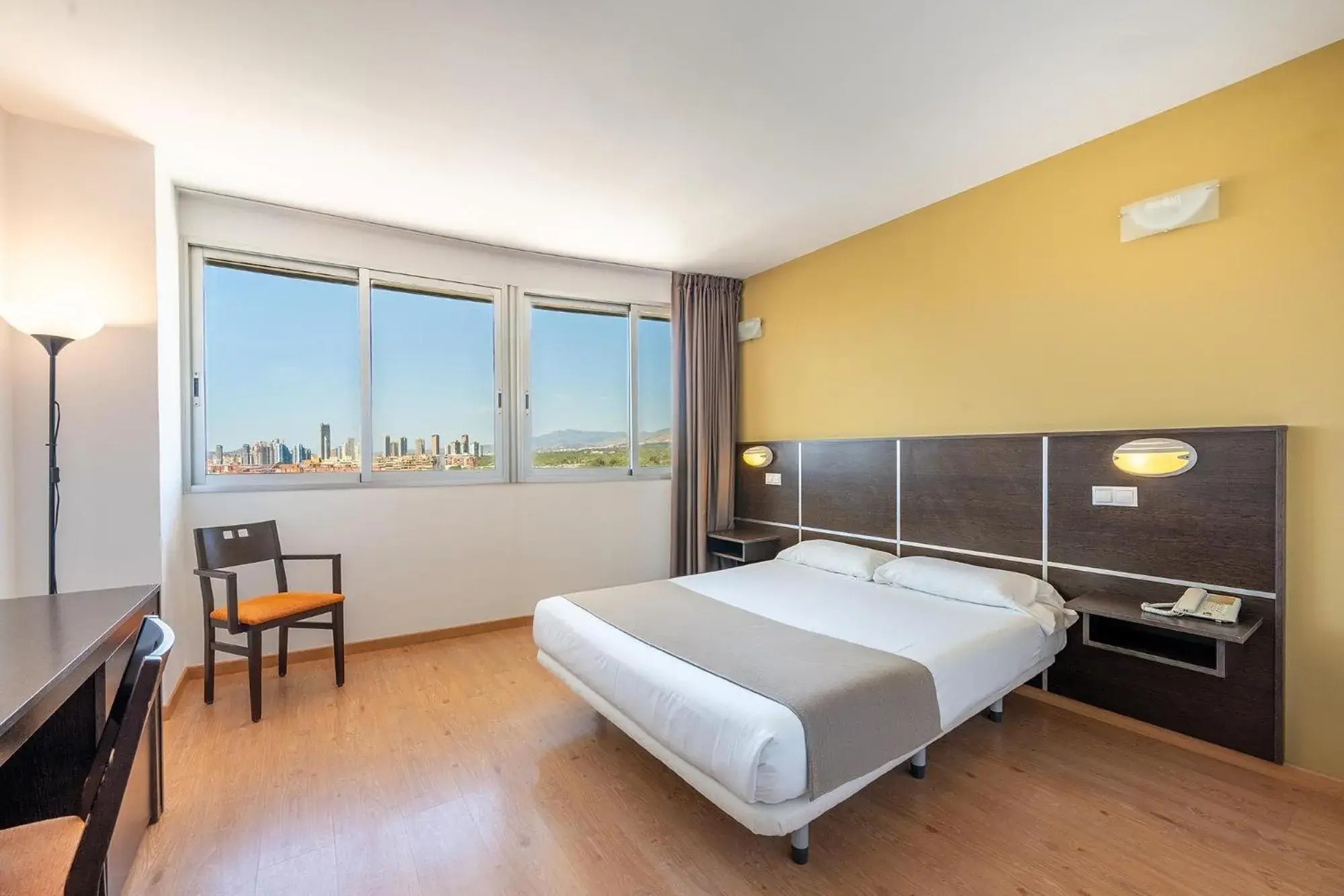 Photo of the whole room, Bed in La Estación Photo of the whole room, Bed in La Estación