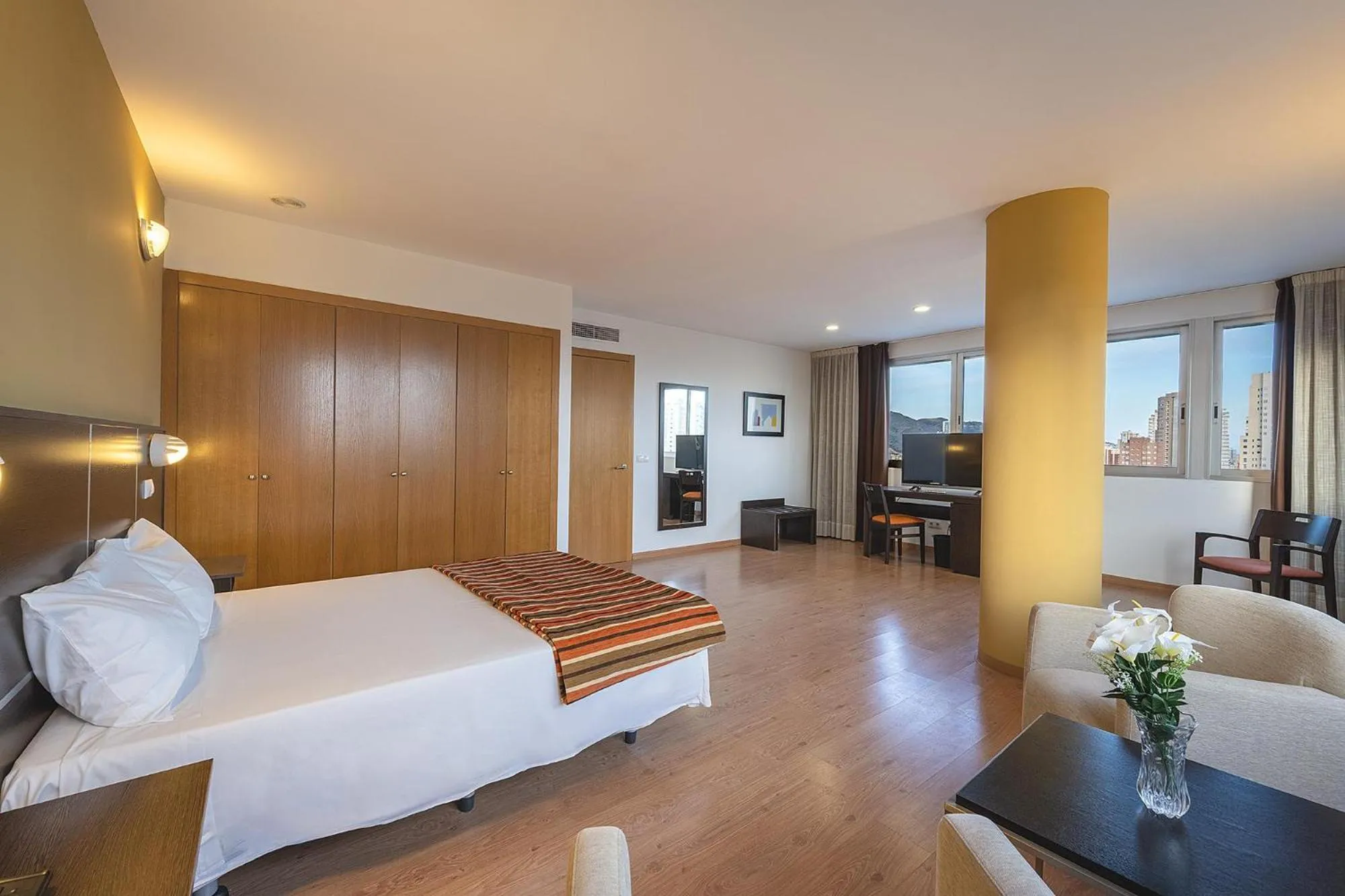 Photo of the whole room, Bed in La Estación