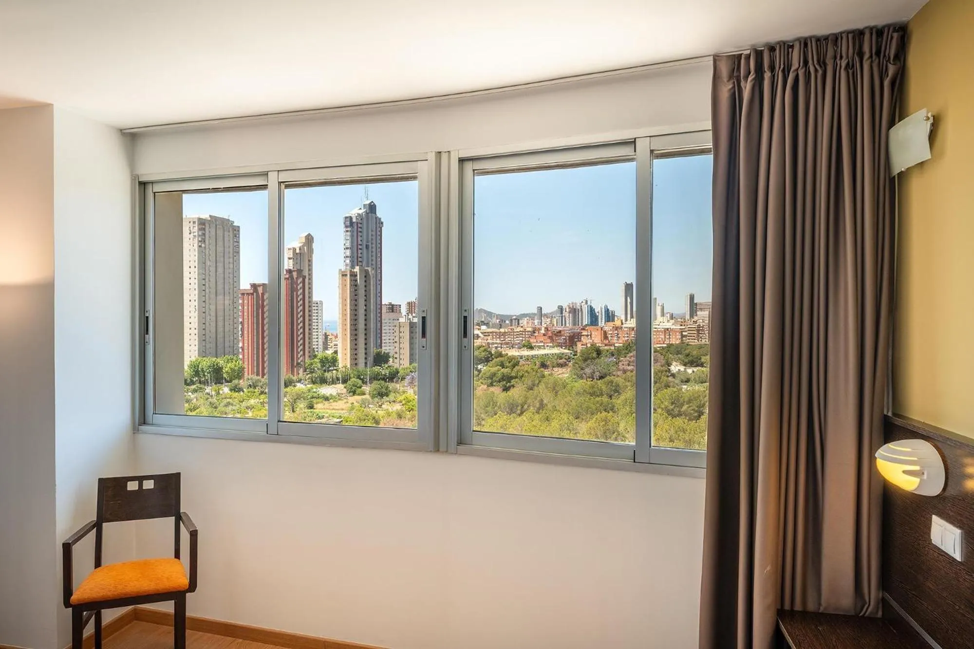 Photo of the whole room in La Estación