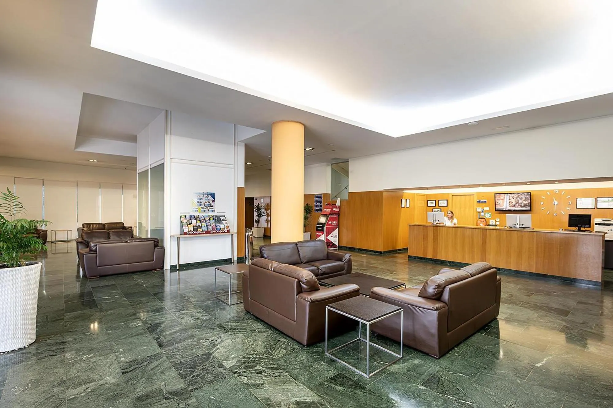 Lobby or reception in La Estación