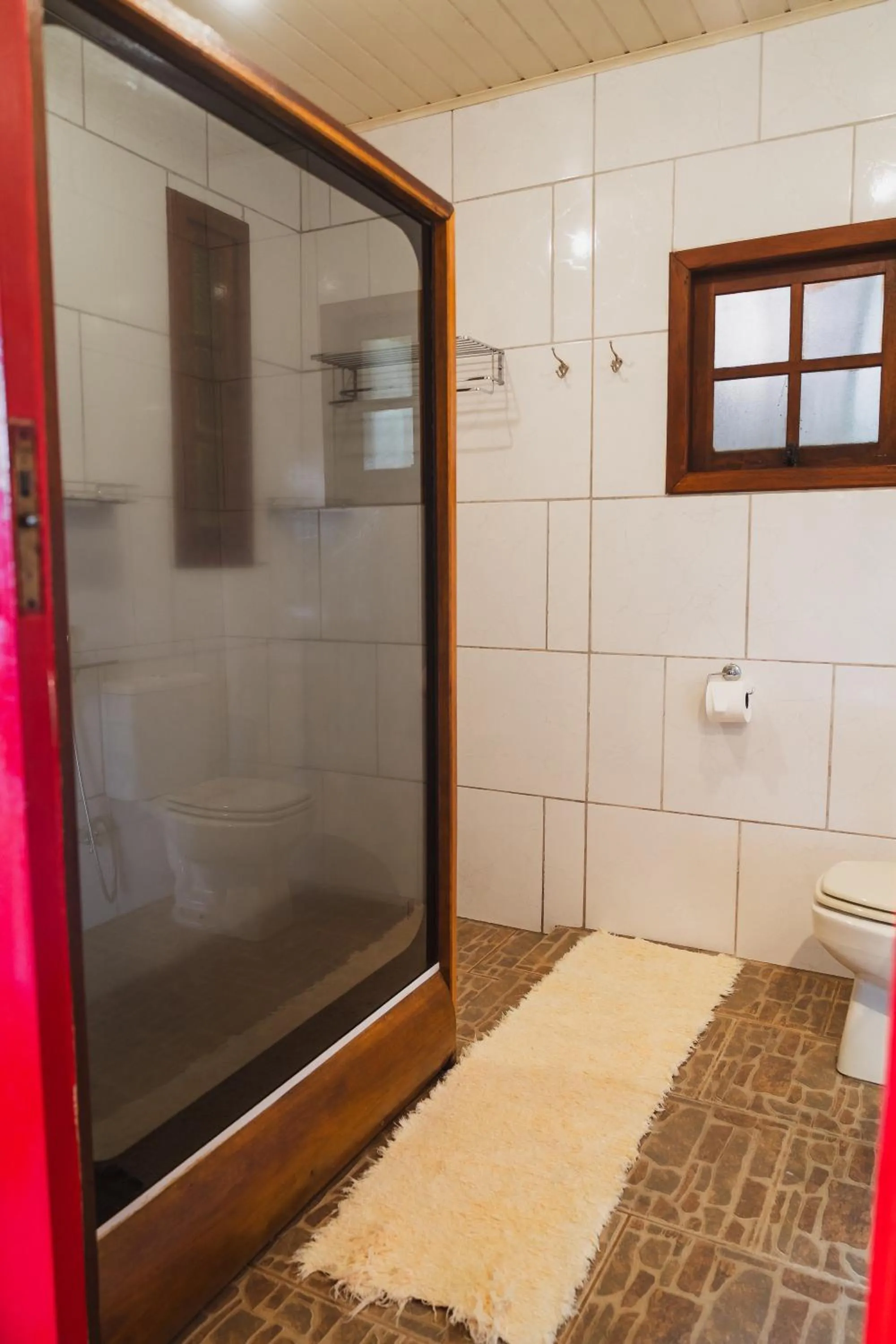 Shower in Casa no Campo, aconchego com lareira e banheira em quase todas Cabanas!