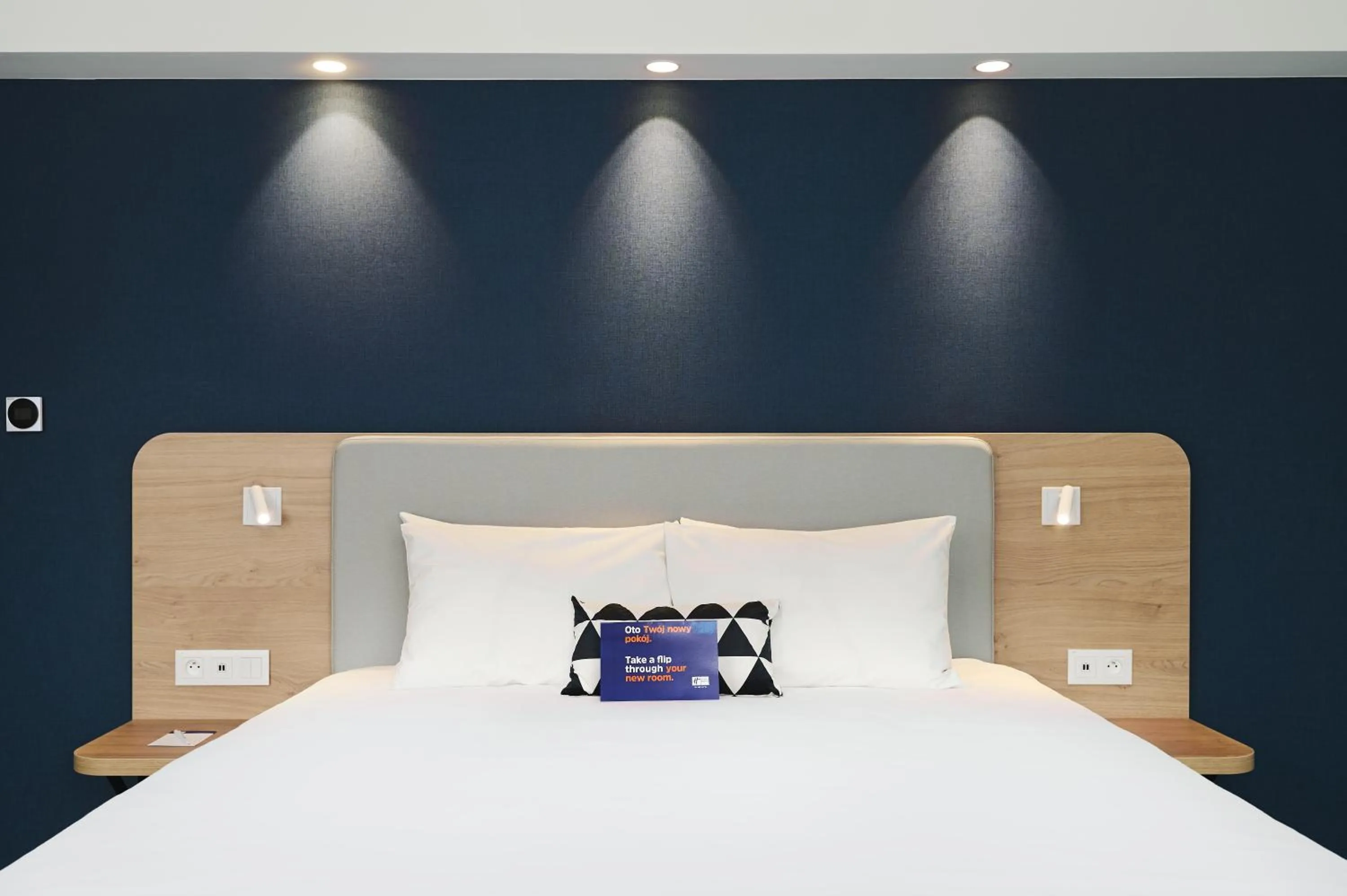 Bed in Holiday Inn Express Lublin by IHG