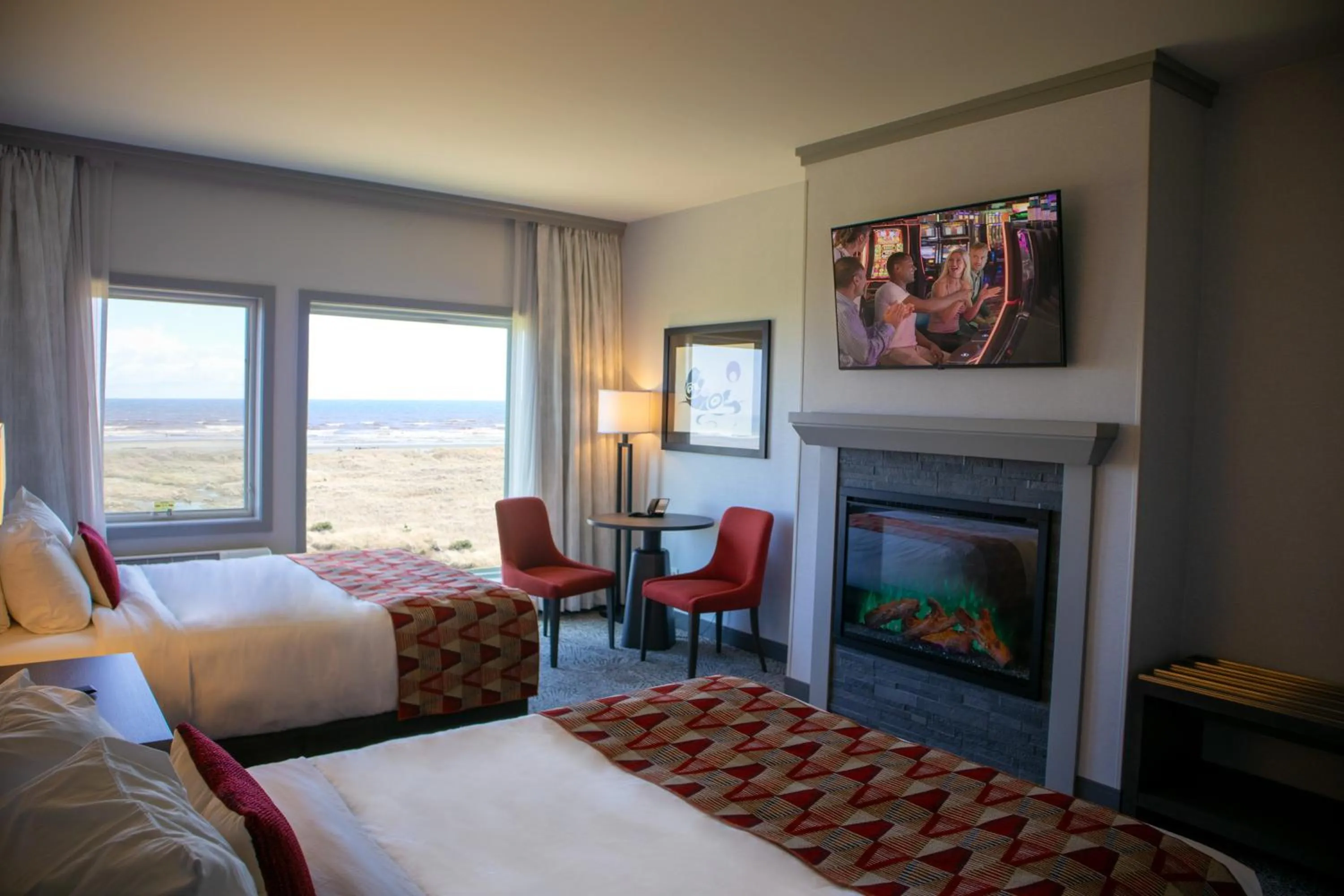 Bed in Quinault Beach Resort & Casino