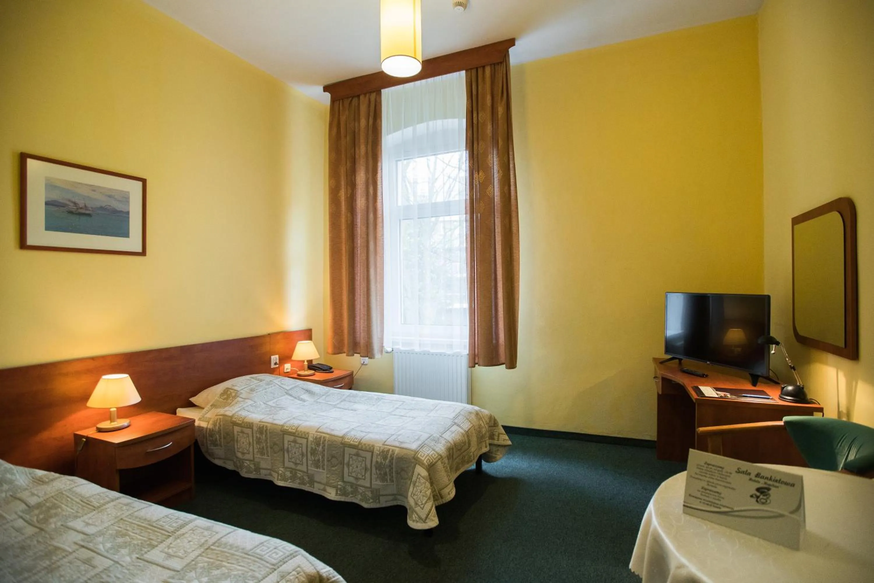 Photo of the whole room, Bed in Hotel Kapitan