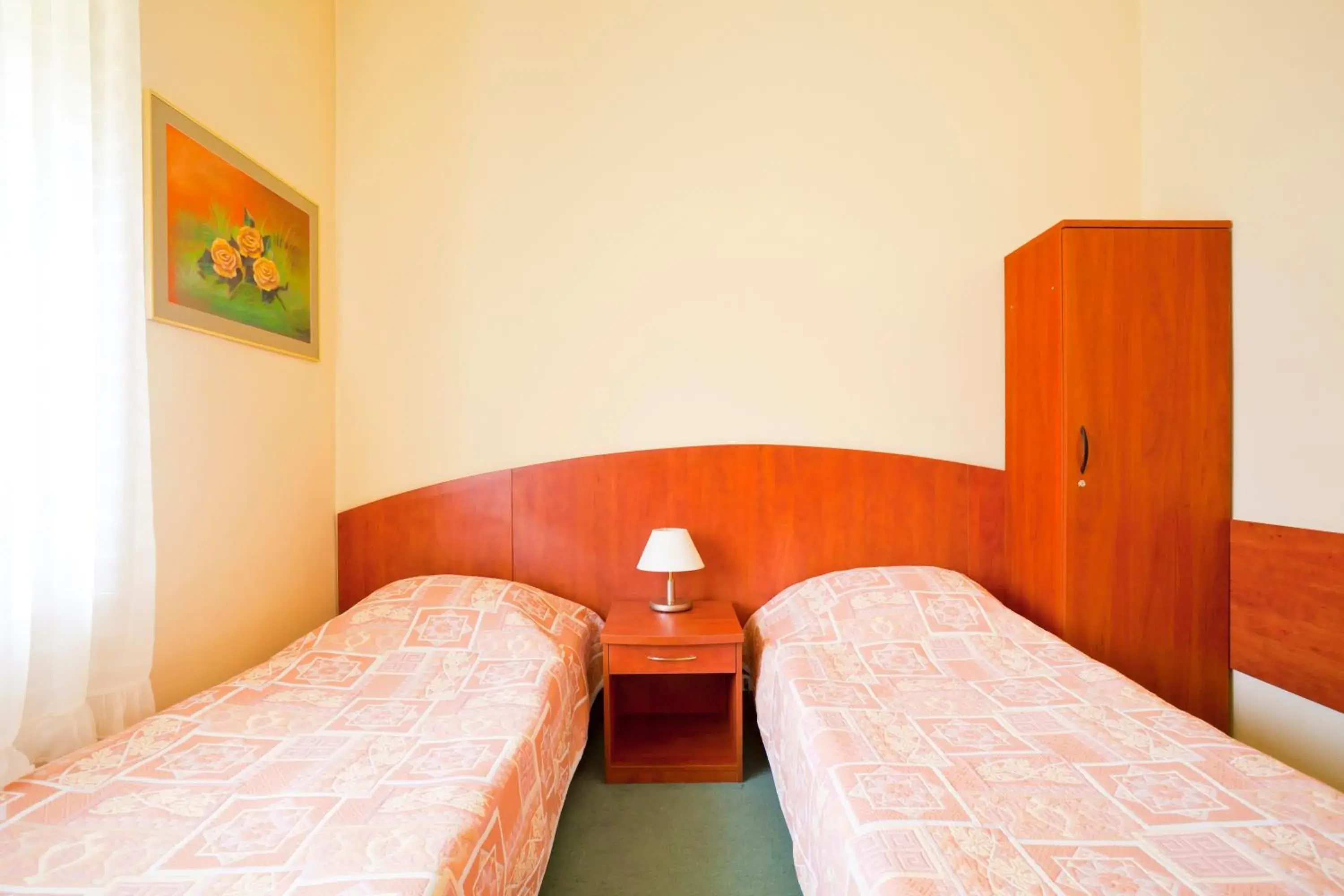 Photo of the whole room in Hotel Kapitan Photo of the whole room in Hotel Kapitan