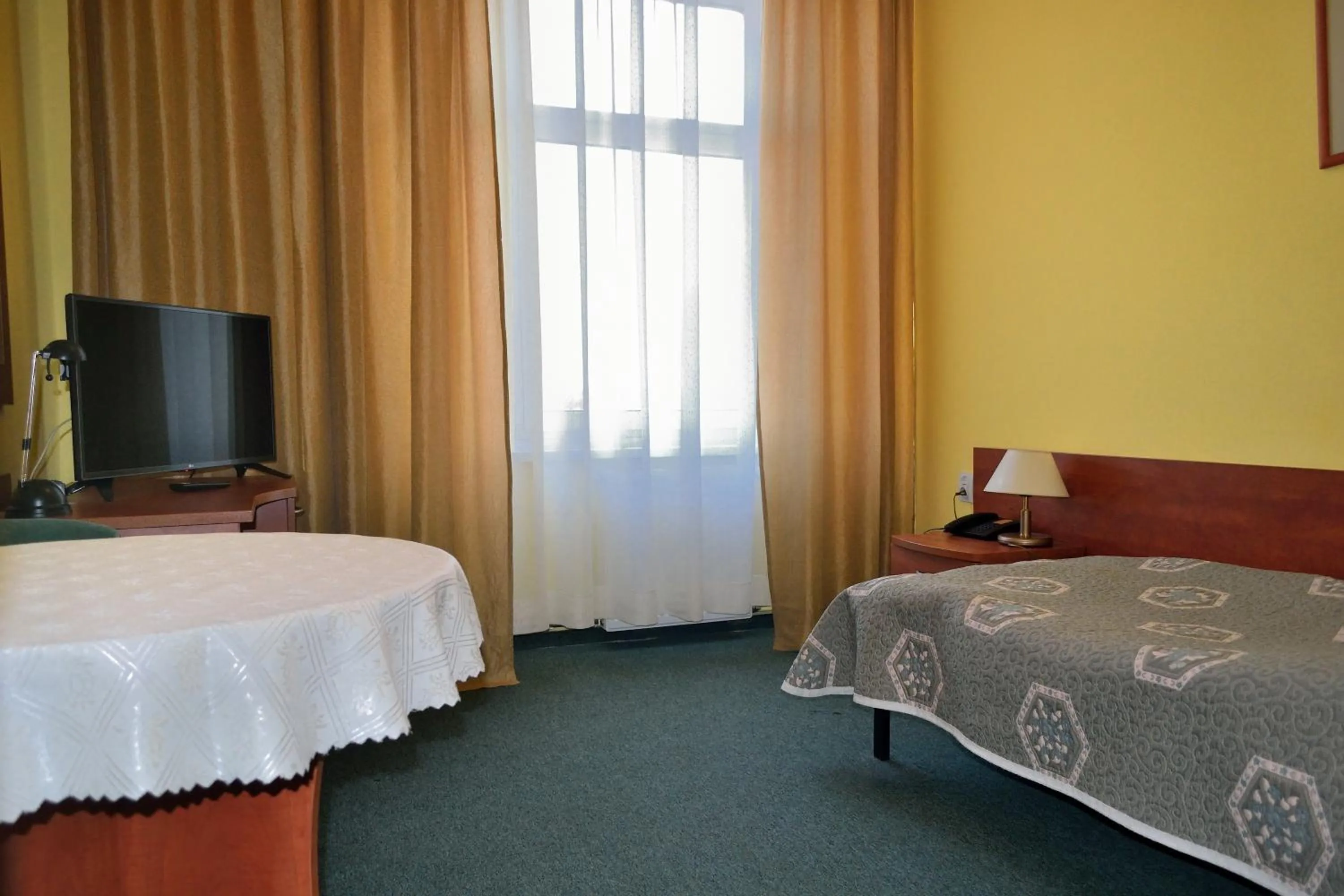 Photo of the whole room, Bed in Hotel Kapitan