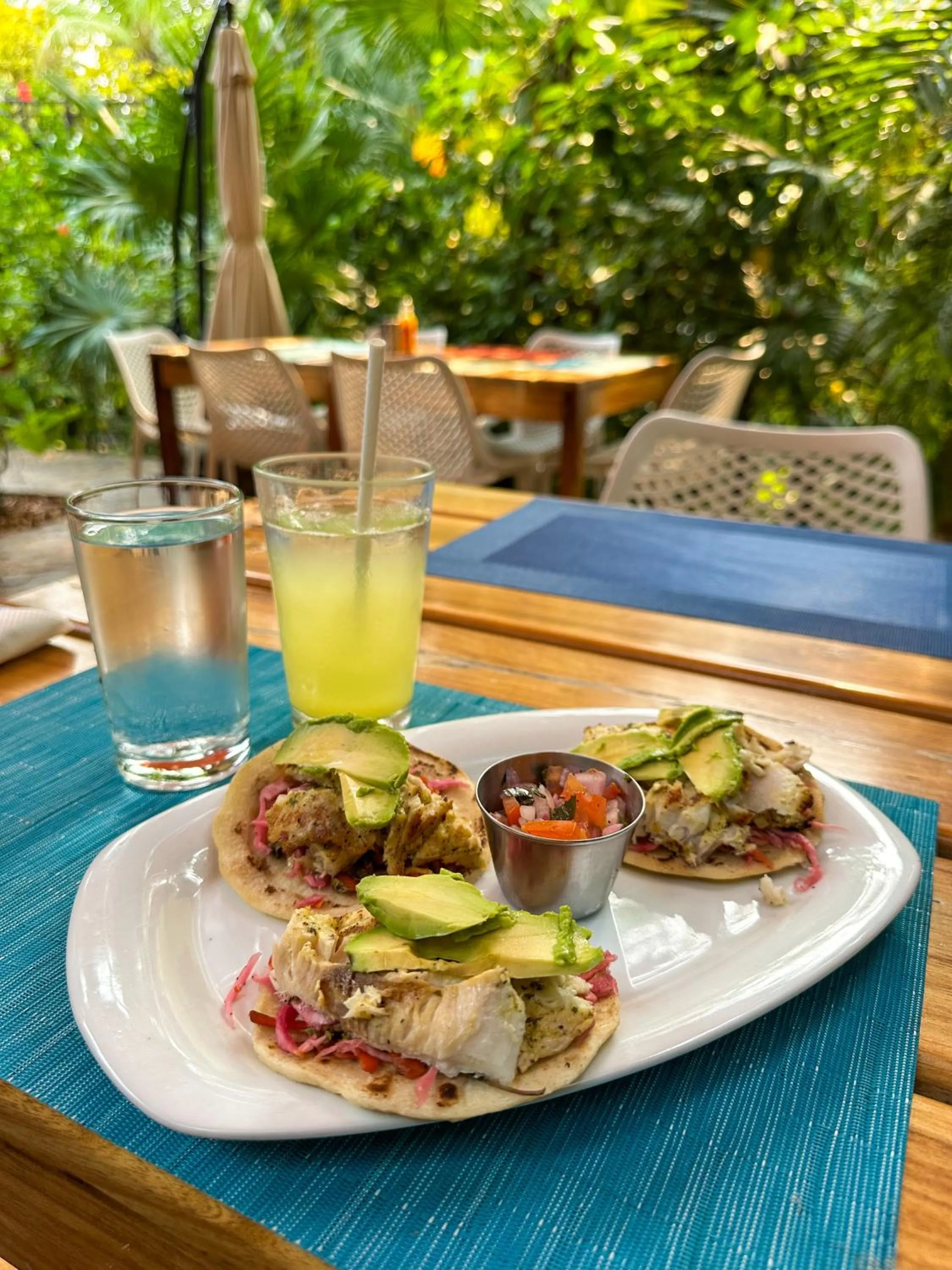 Food and drinks in Puerta Azul