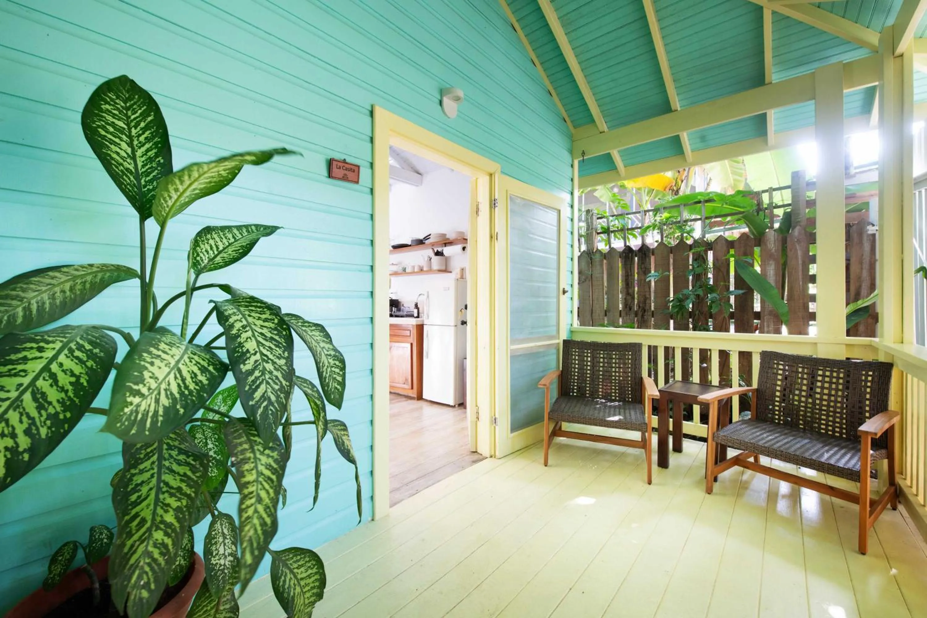 Property building in Puerta Azul