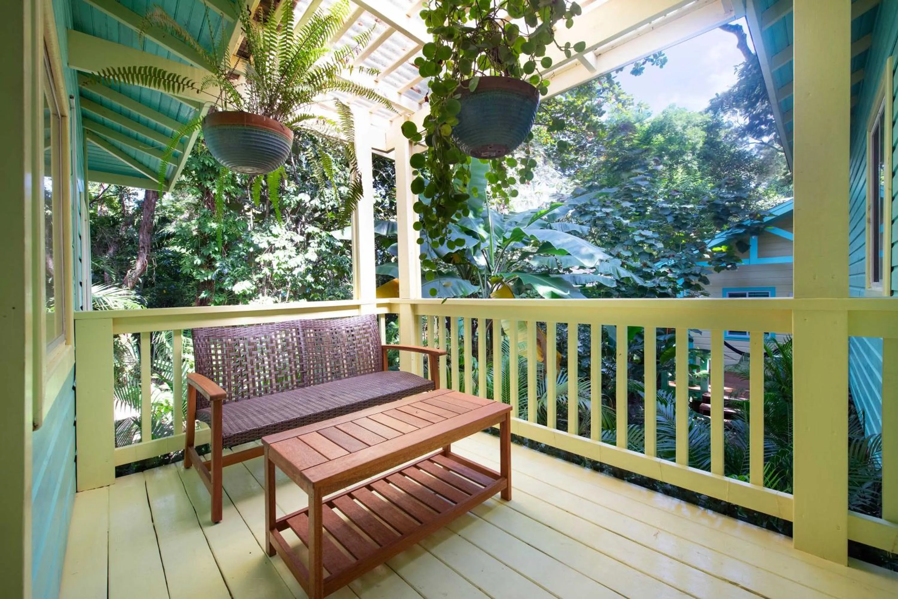 Property building in Puerta Azul