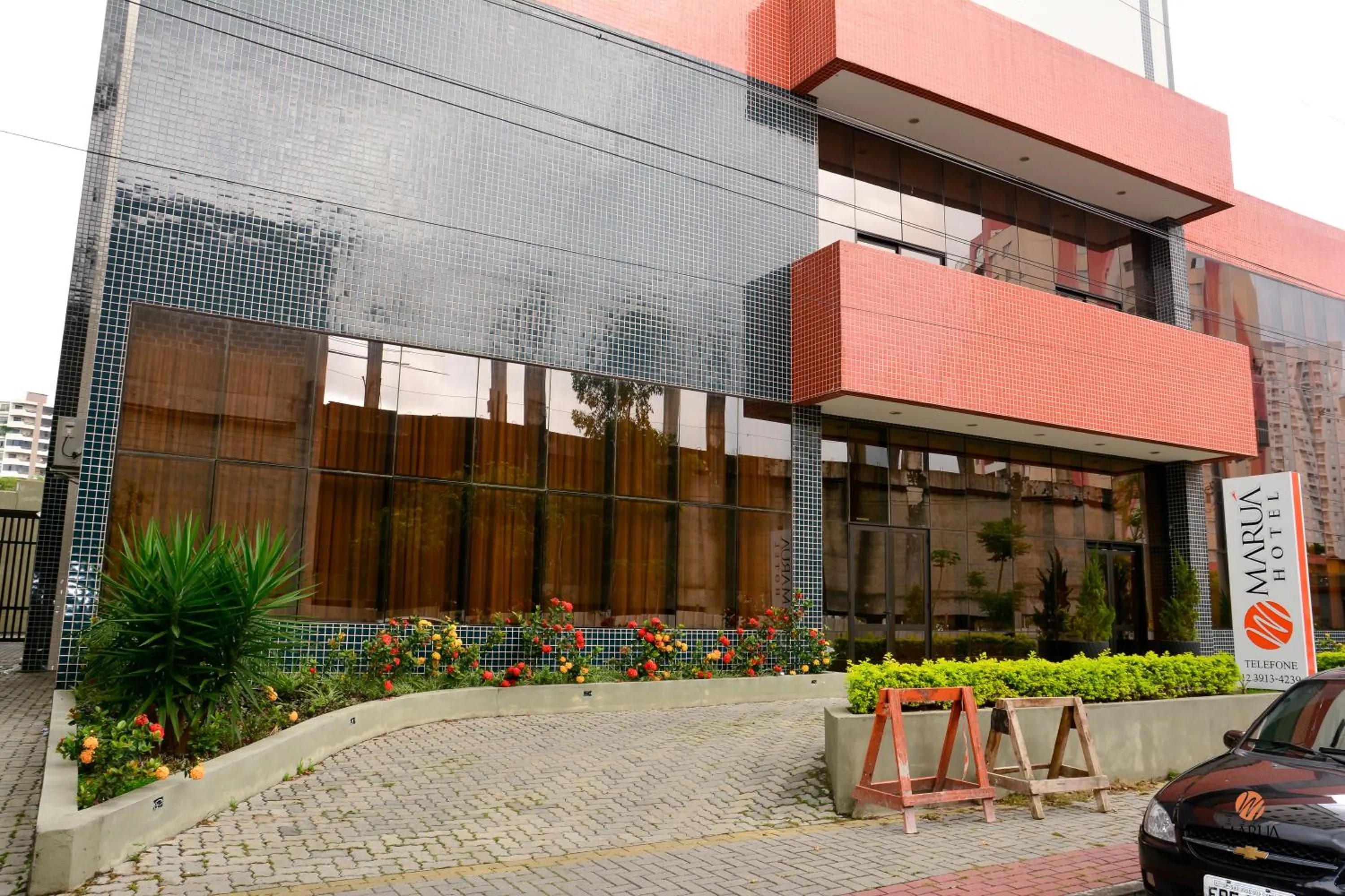 Facade/entrance in Hotel Maruá