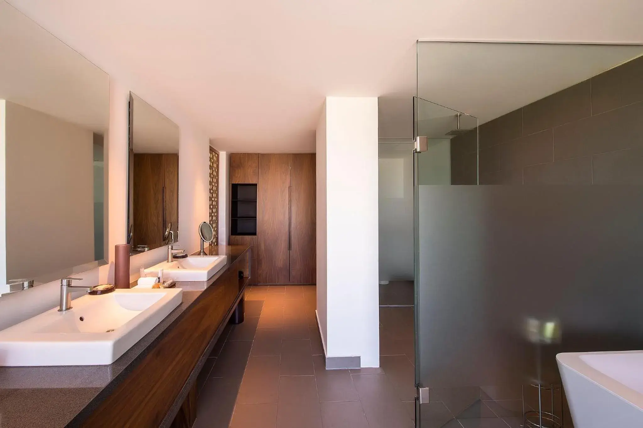 Bathroom in Fiesta Americana Monterrey Pabellón M. Bathroom in Fiesta Americana Monterrey Pabellón M.