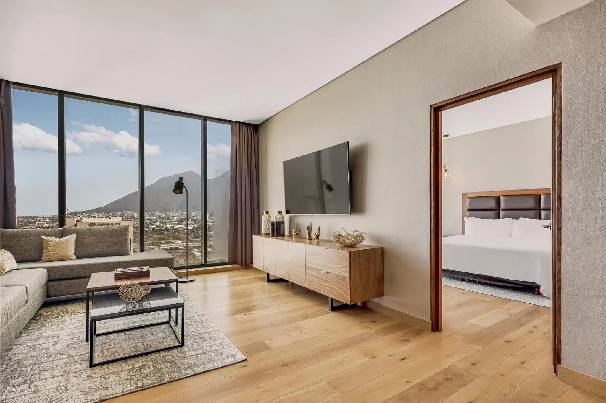 Bedroom, Bed in Fiesta Americana Monterrey Pabellón M.