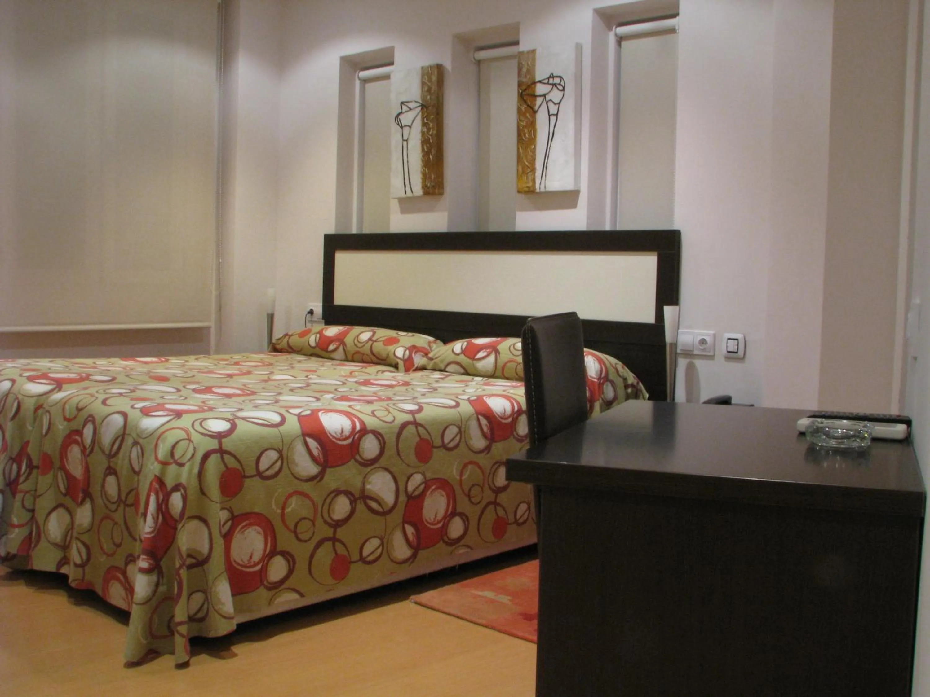 Photo of the whole room in Hotel Elizalde