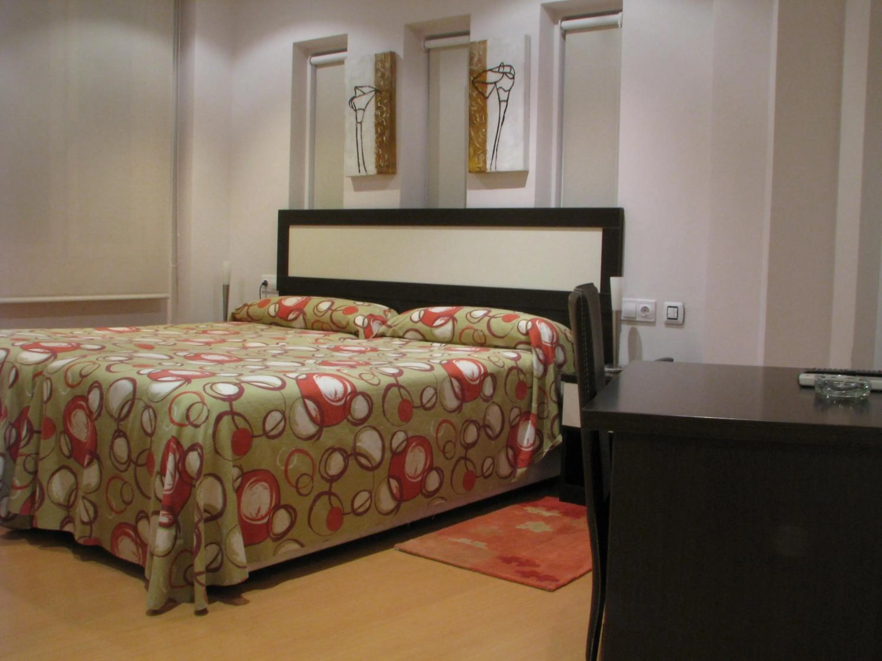 Photo of the whole room in Hotel Elizalde