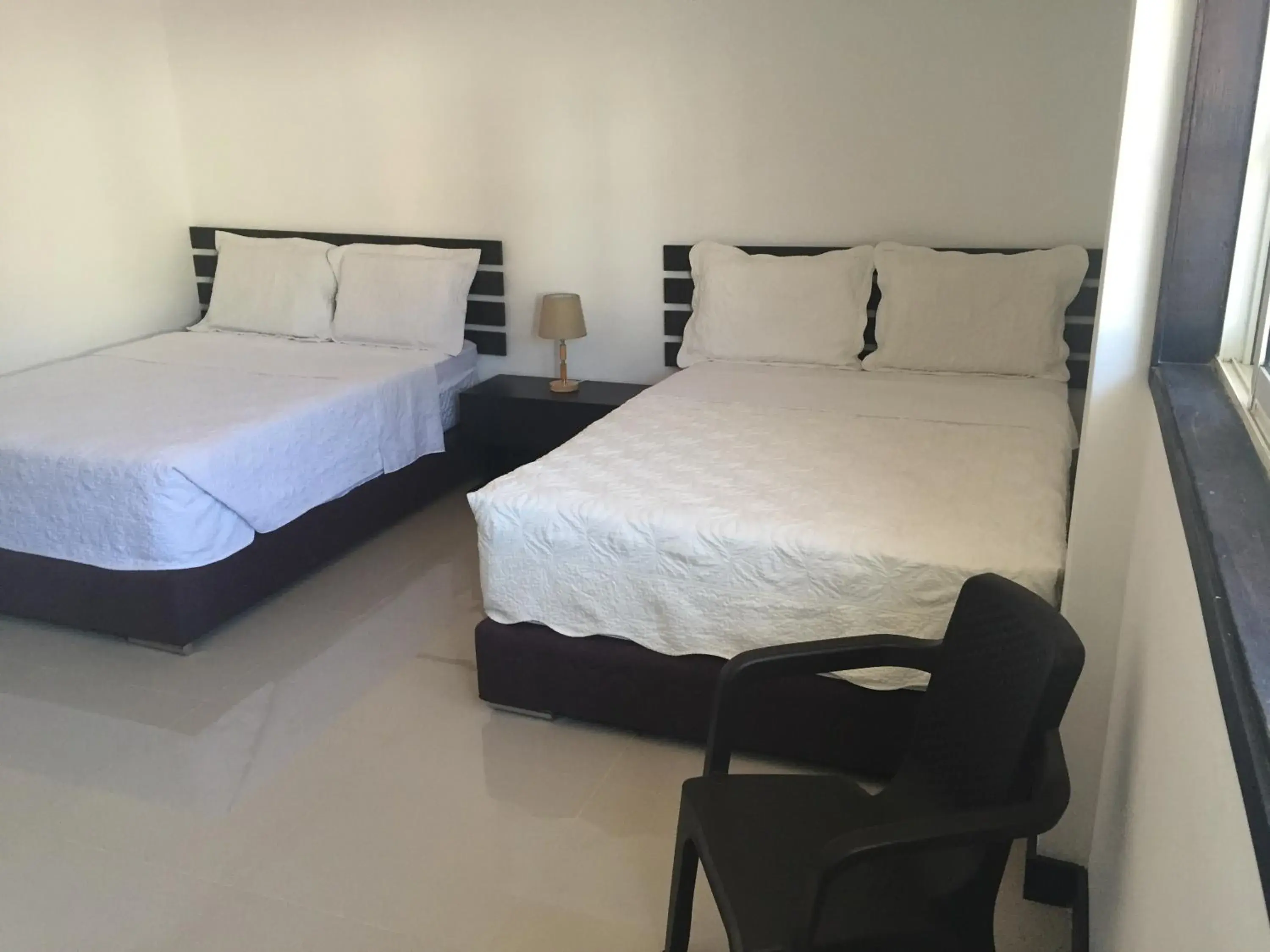 Superior Quadruple Room in Hostal Marlyn Superior Quadruple Room in Hostal Marlyn