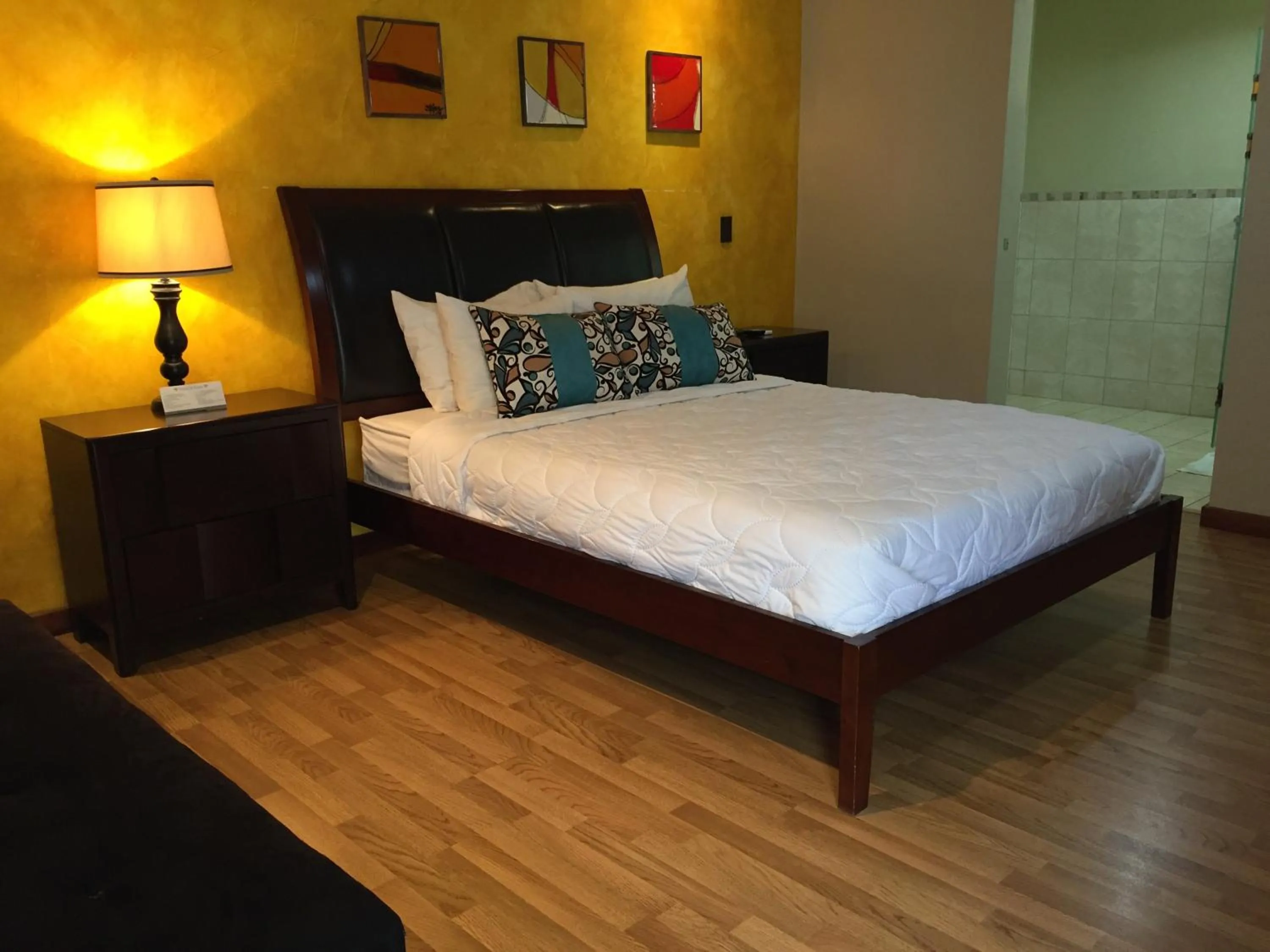 Decorative detail, Bed in Hotel Vista De Golf, San Jose Aeropuerto, Costa Rica