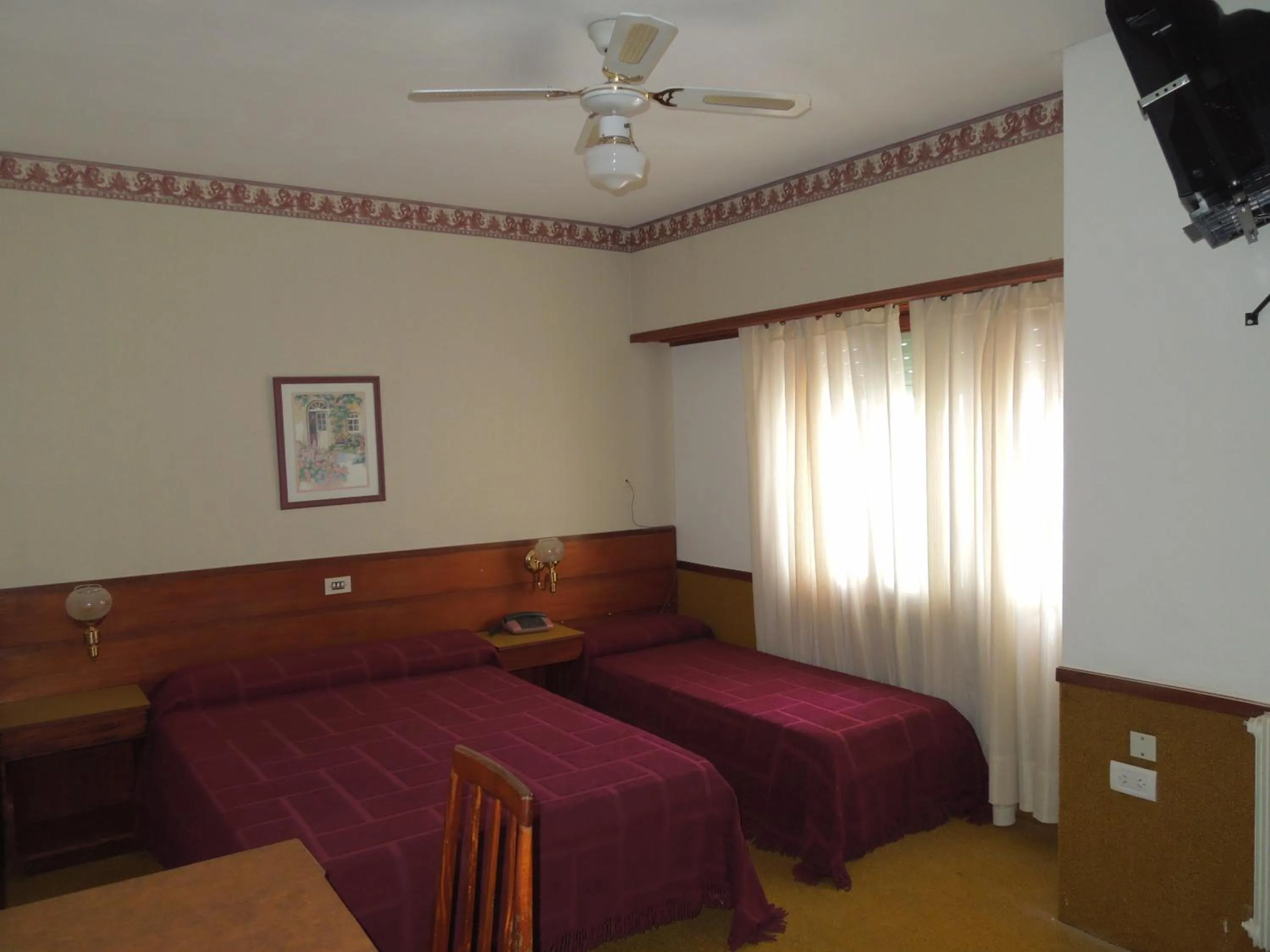 Photo of the whole room, Bed in Apolo Hotel