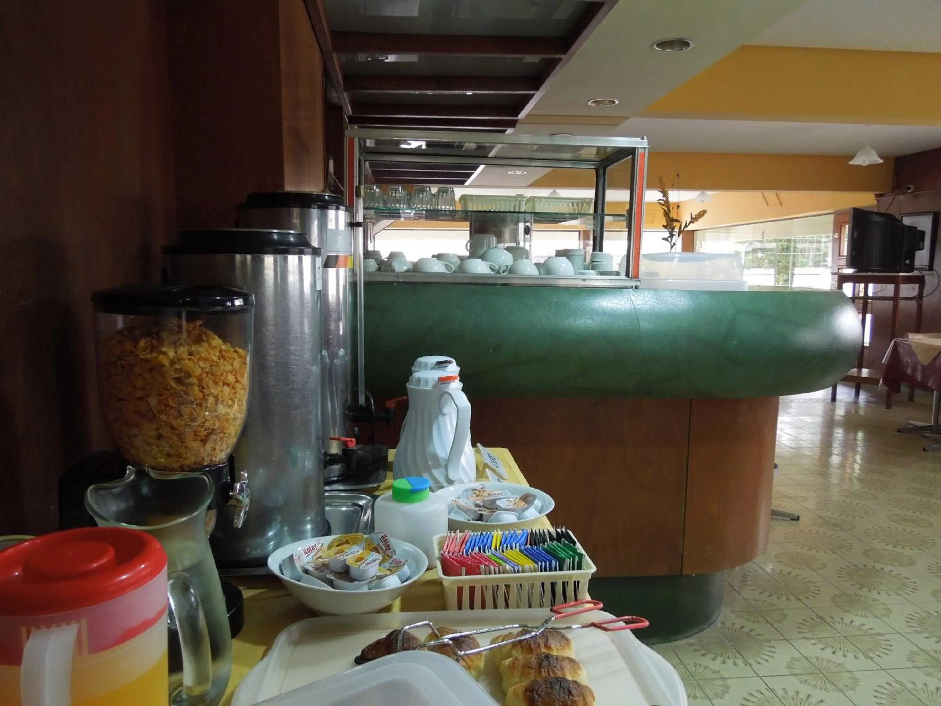 Lounge or bar in Apolo Hotel