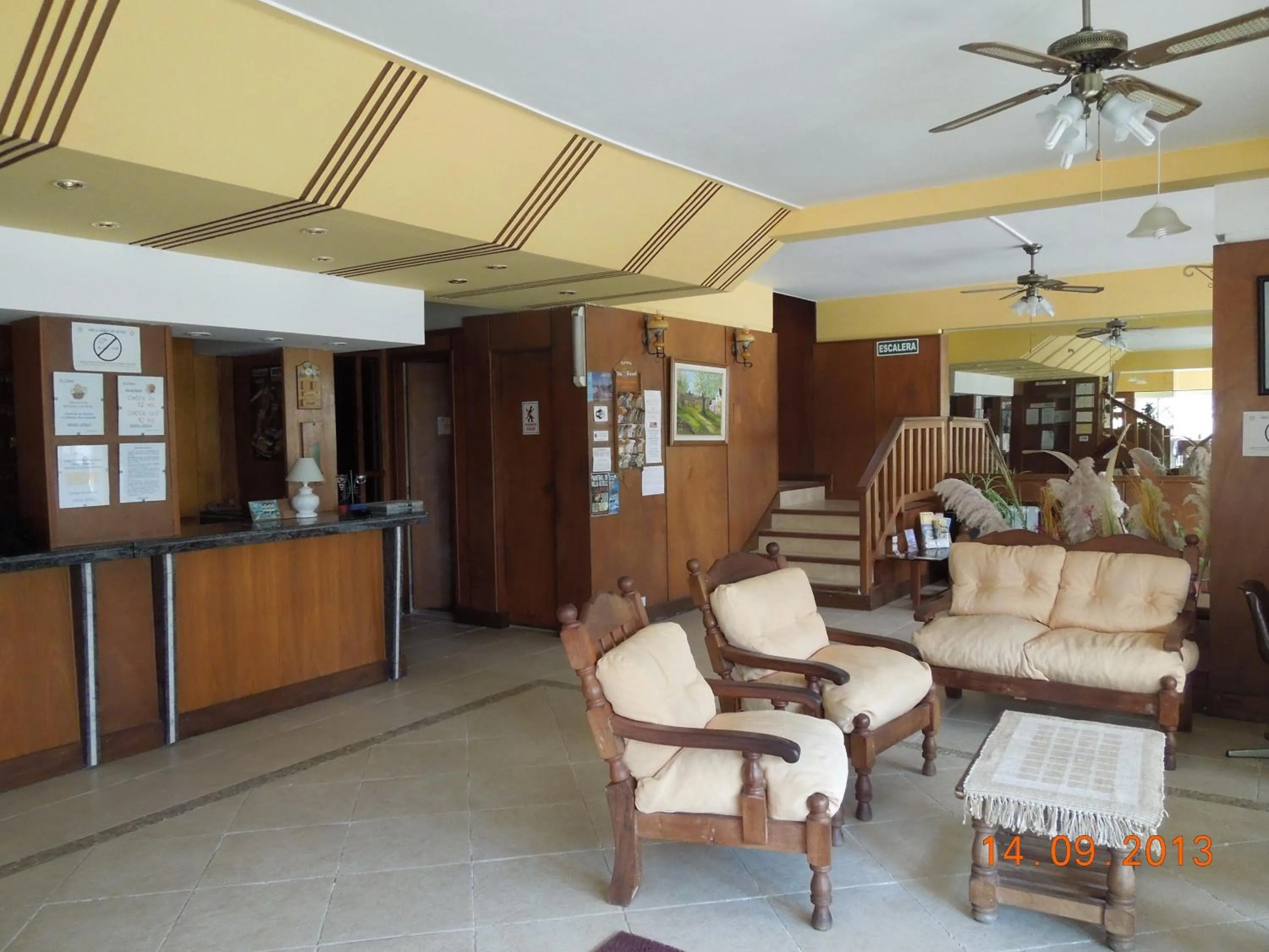 Lobby or reception in Apolo Hotel