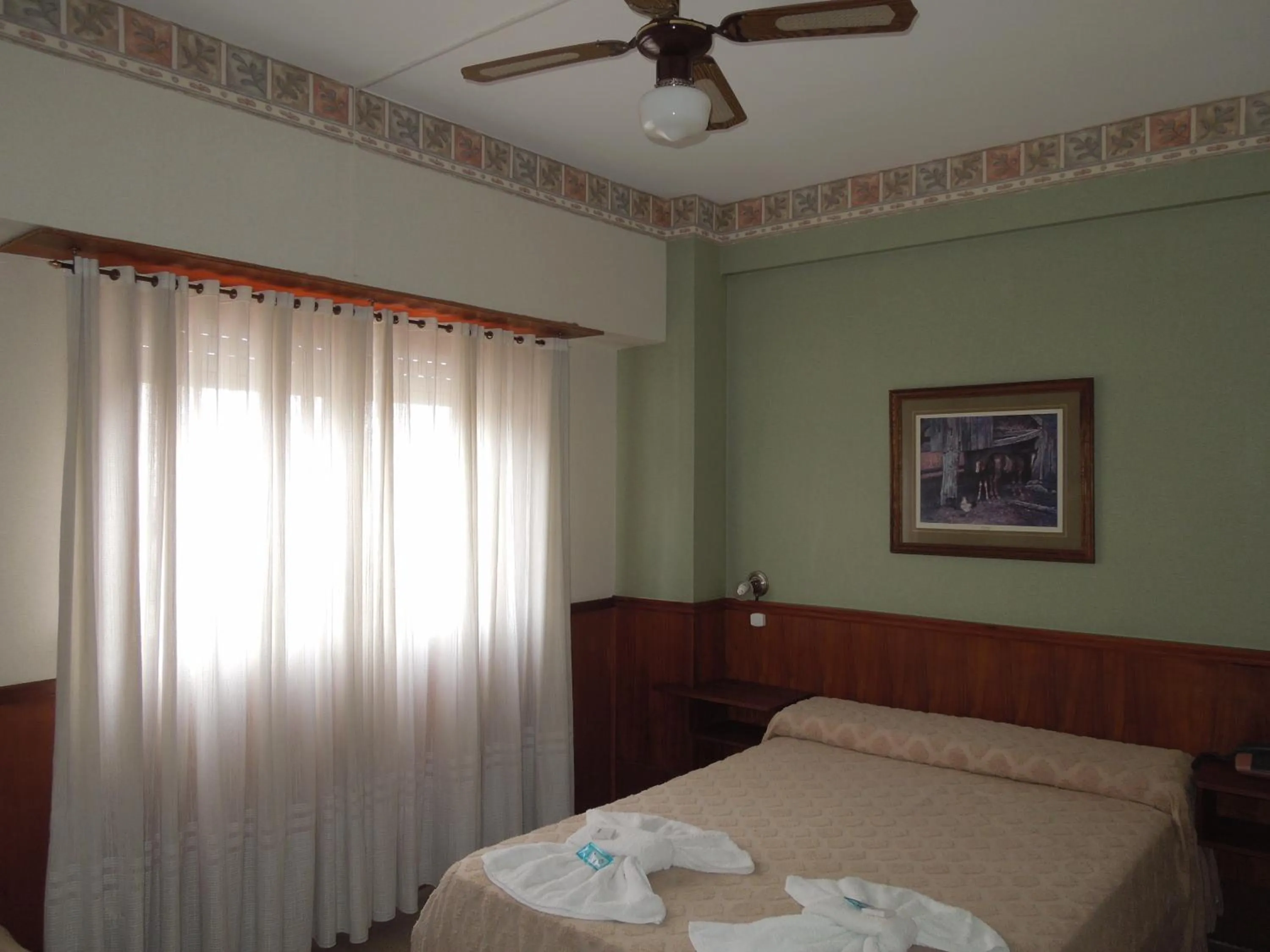 Photo of the whole room, Bed in Apolo Hotel
