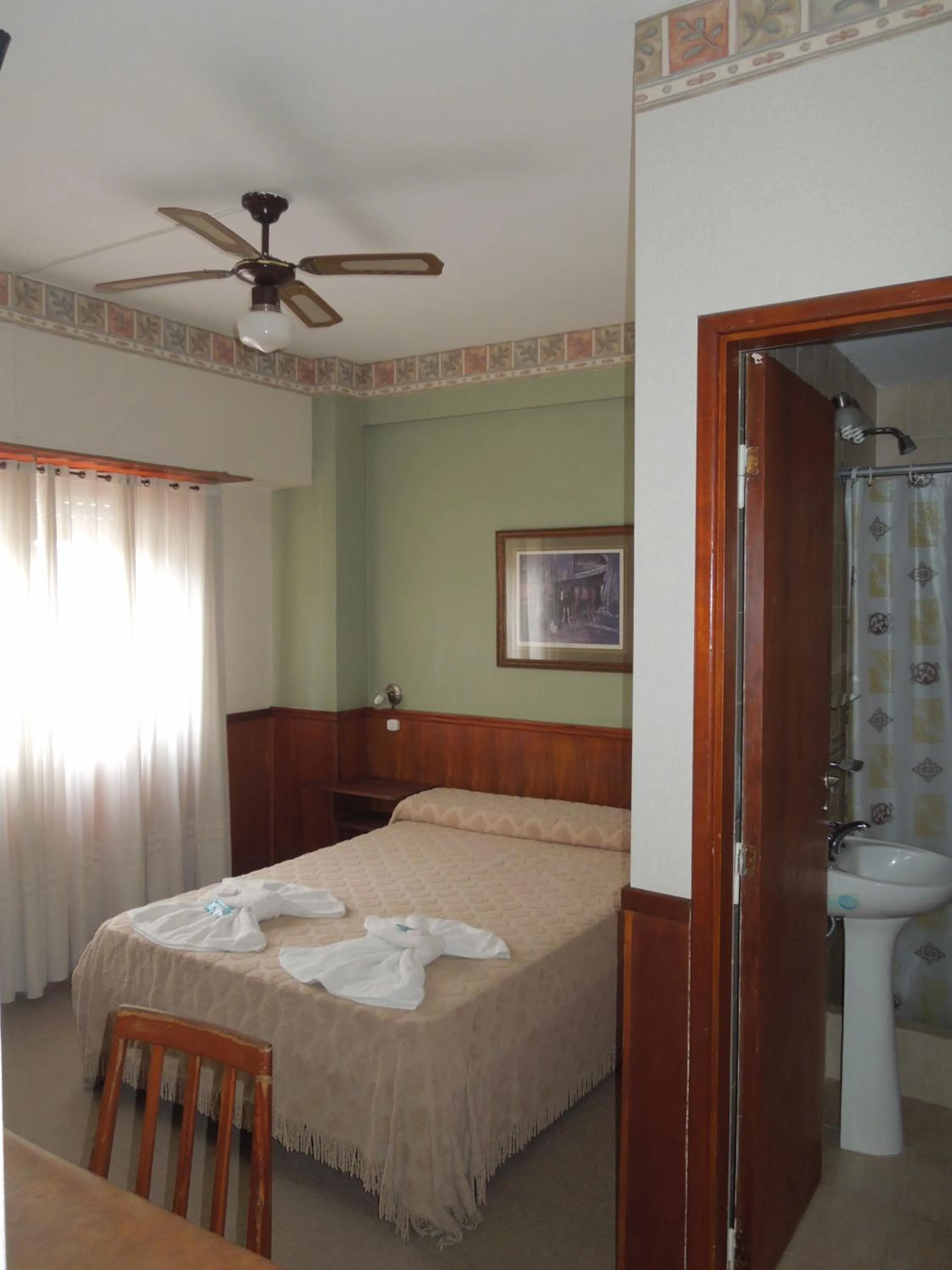 Photo of the whole room, Bed in Apolo Hotel