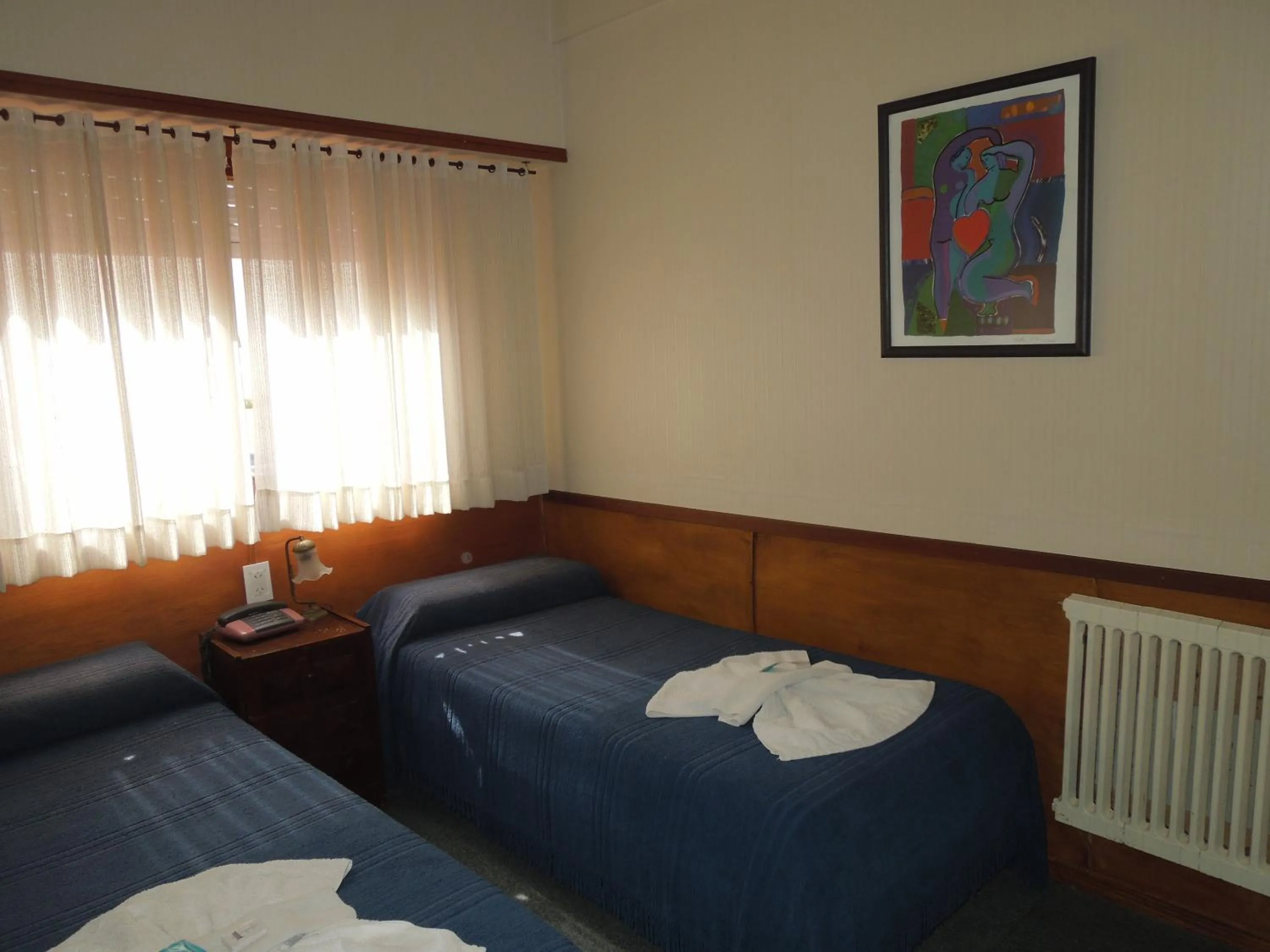 Photo of the whole room, Bed in Apolo Hotel