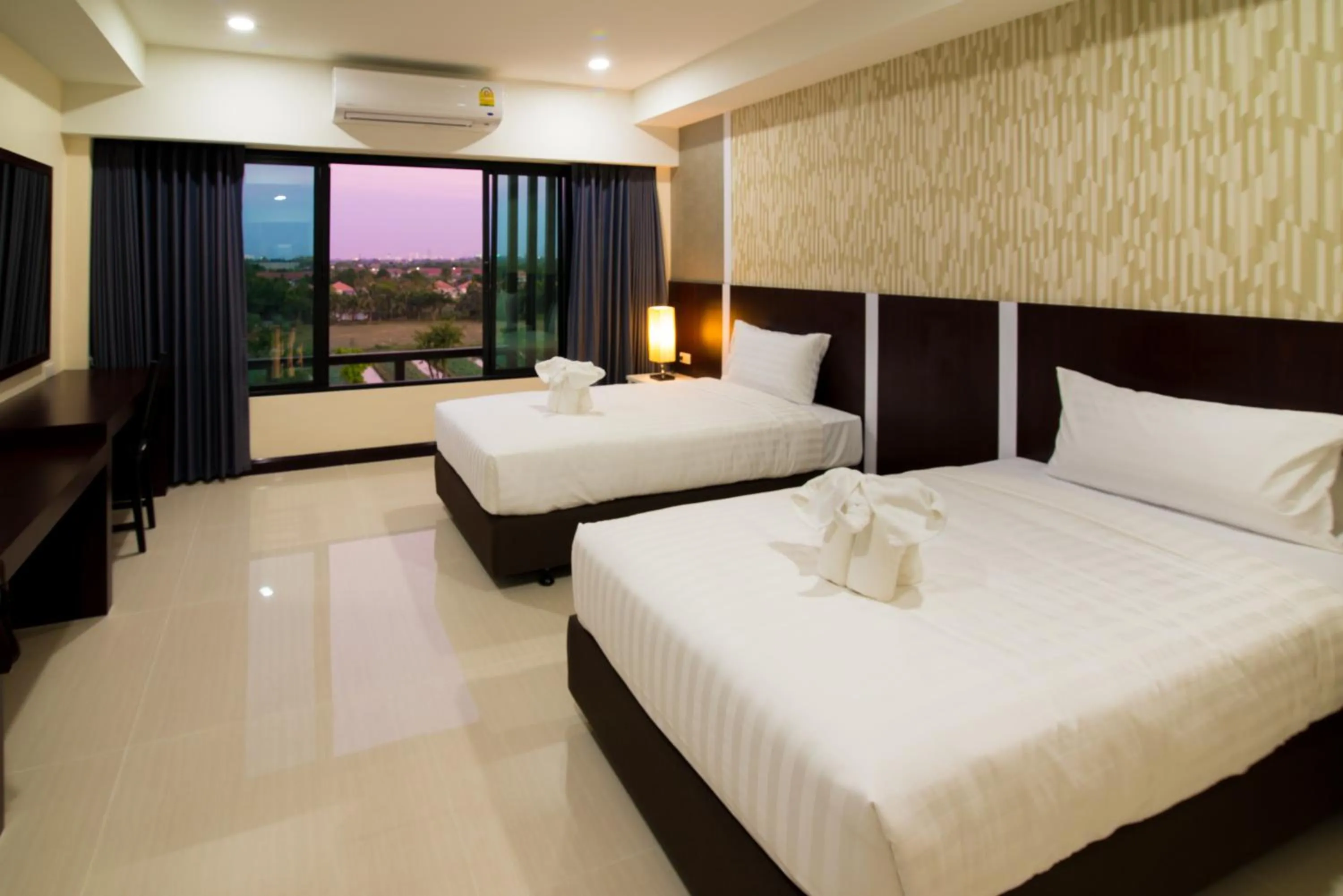 Bed in Som-O House Hotel