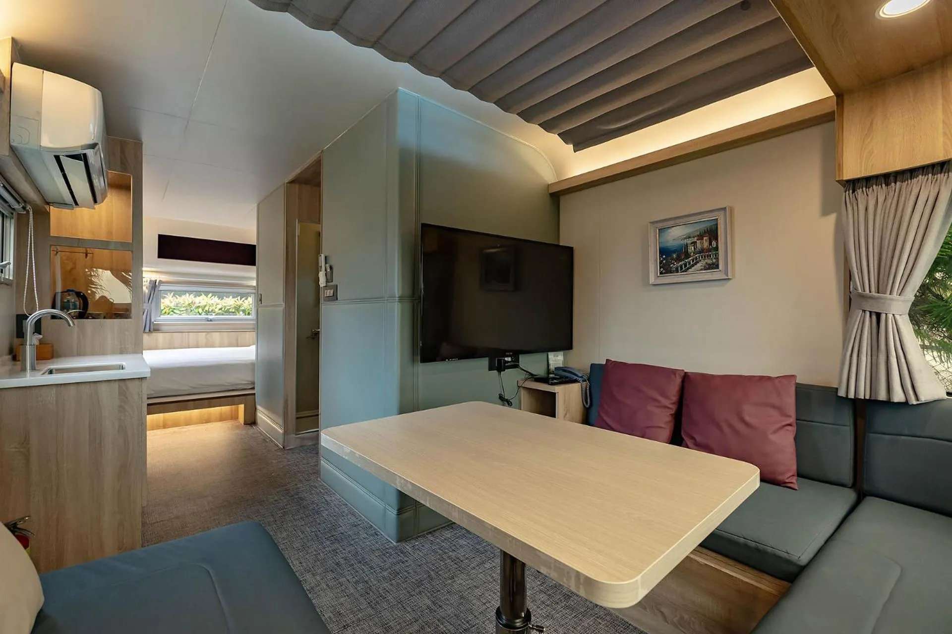 Tudor Dynasty Homestay