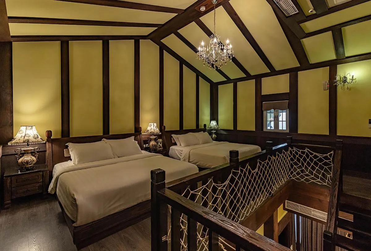 Tudor Dynasty Homestay