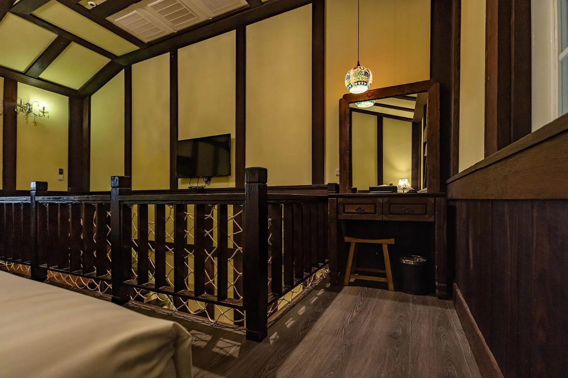 Tudor Dynasty Homestay